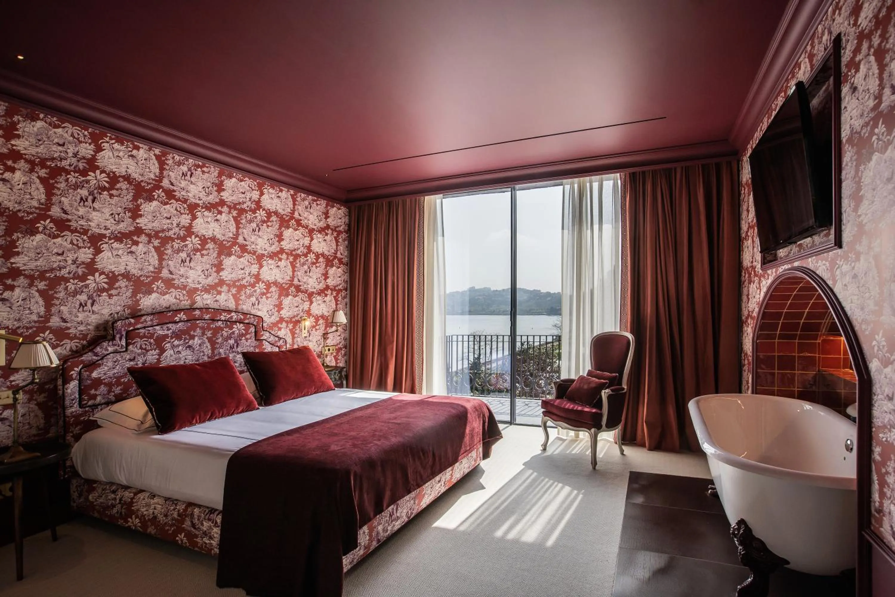 Bed in Vinha Boutique Hotel - The Leading Hotels of the World