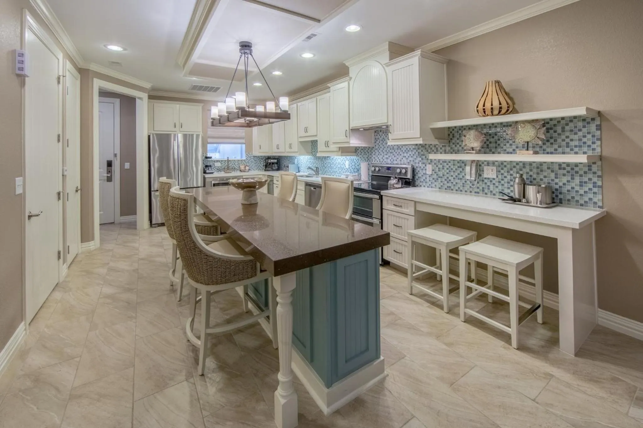 Two-Bedroom Signature Villa Two King Beds  in Holiday Inn Club Vacations Galveston Seaside Resort