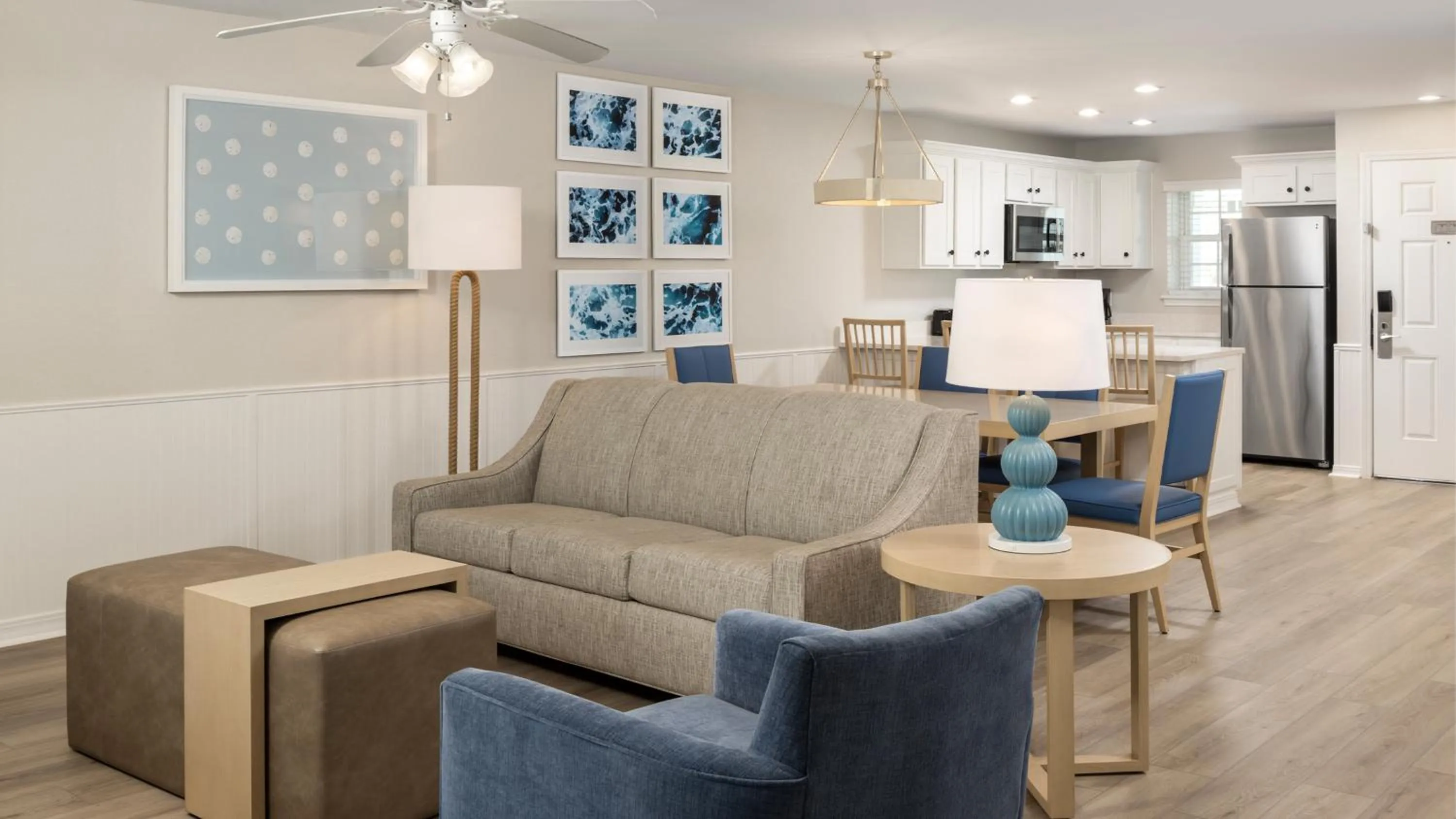 Photo of the whole room in Holiday Inn Club Vacations Galveston Seaside Resort