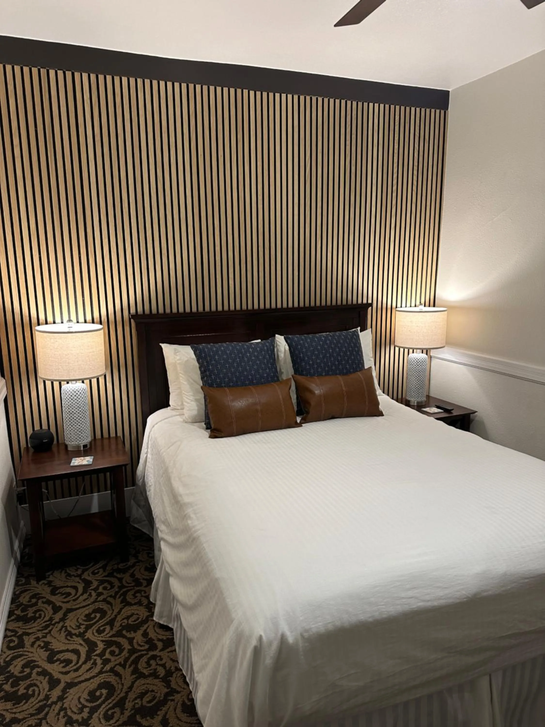 Bed in The Edgewater