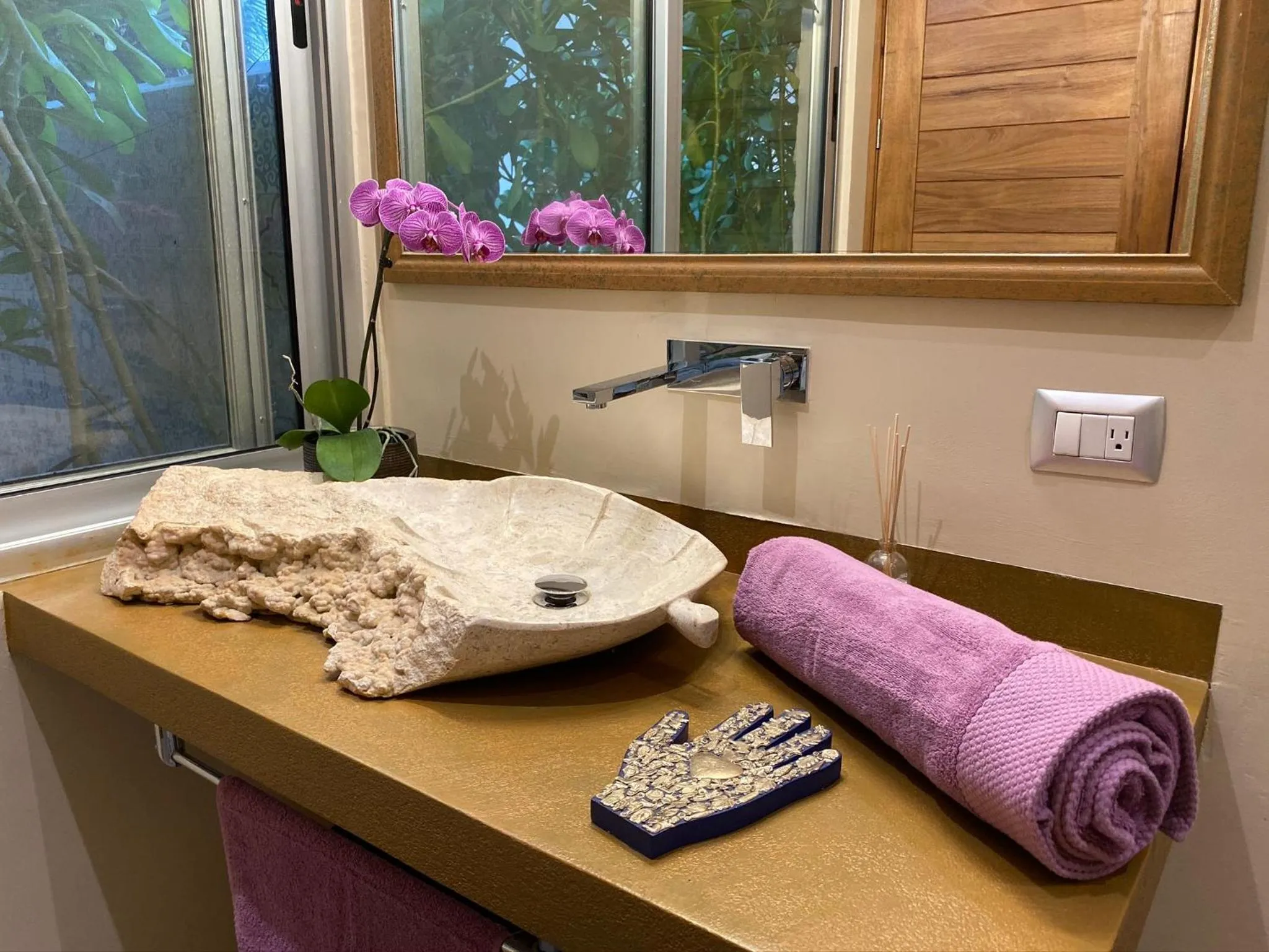 Bathroom in Casarte Boutique Hotel