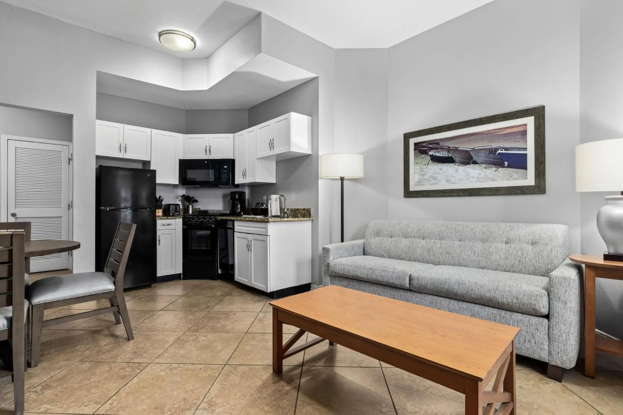 Living room in Club Wyndham at Majestic Sun