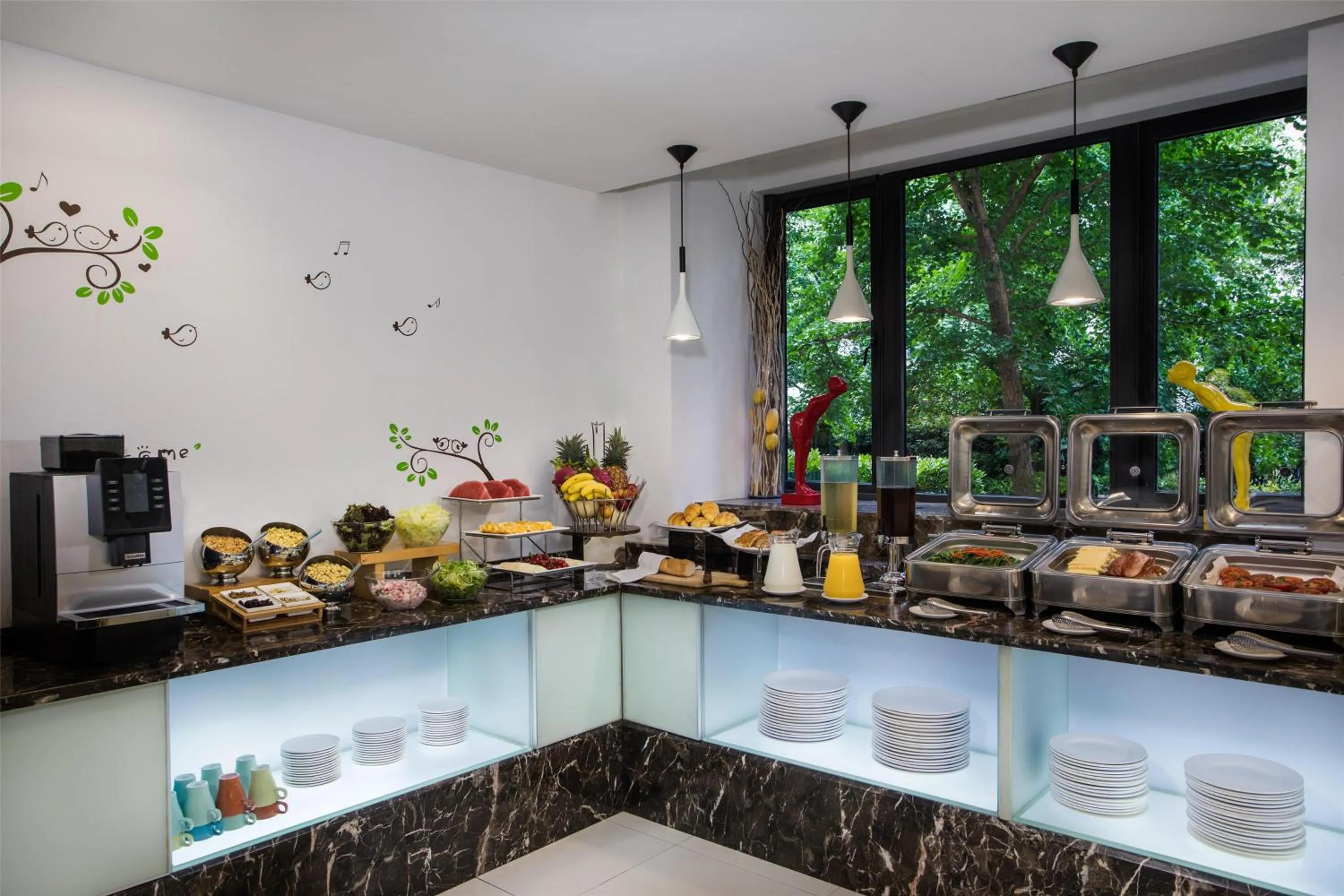 Restaurant/places to eat in Citadines Xinghai Suzhou