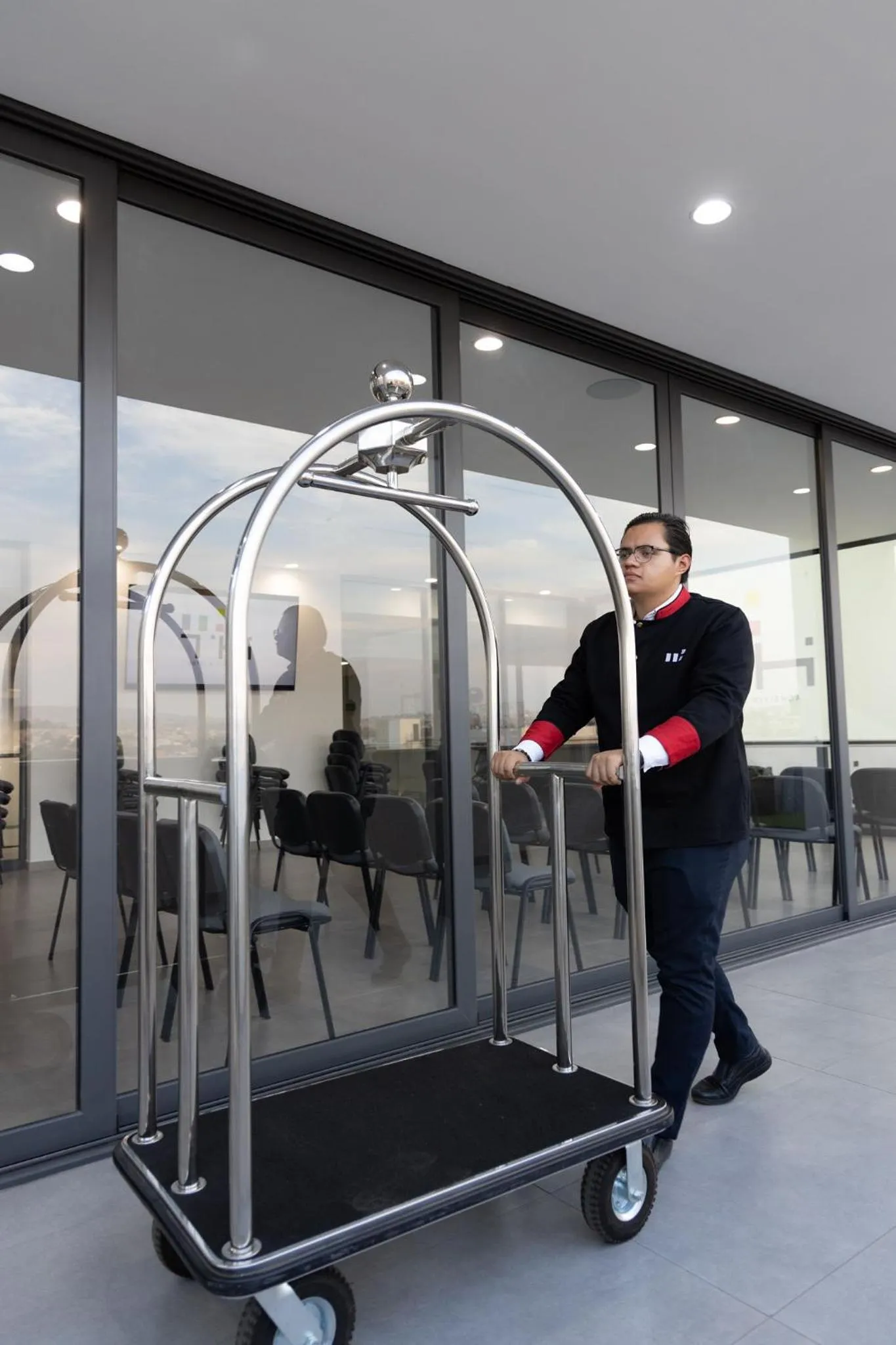 group of guests in TH HOTEL & VIVIENDA