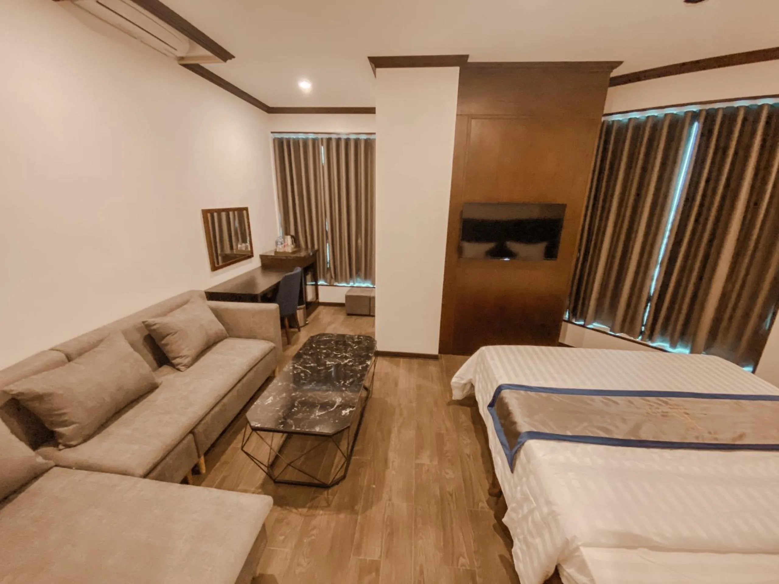 Seating area in Kingdom Hotel Cua Lo