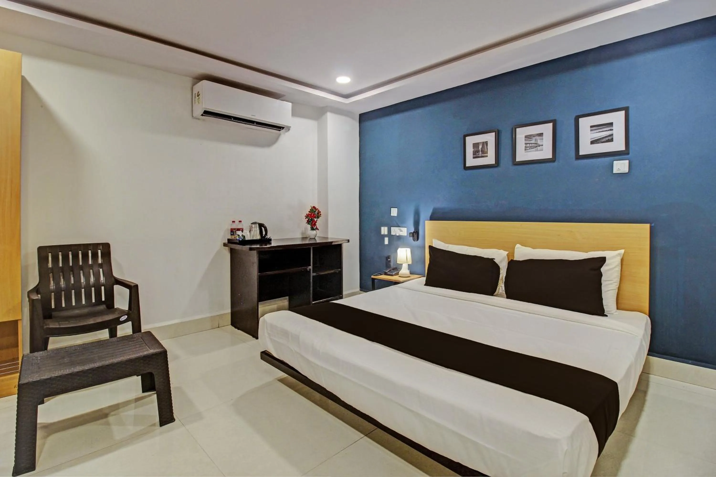 Bedroom, Bed in Hotel O Qualia Miyapur
