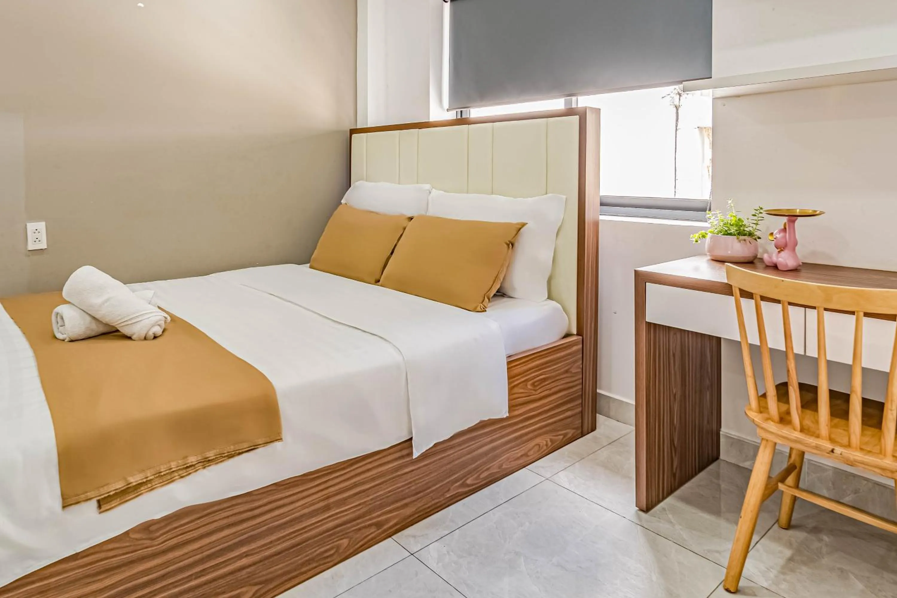 Bed in Spring Hill Apartment -The High Class