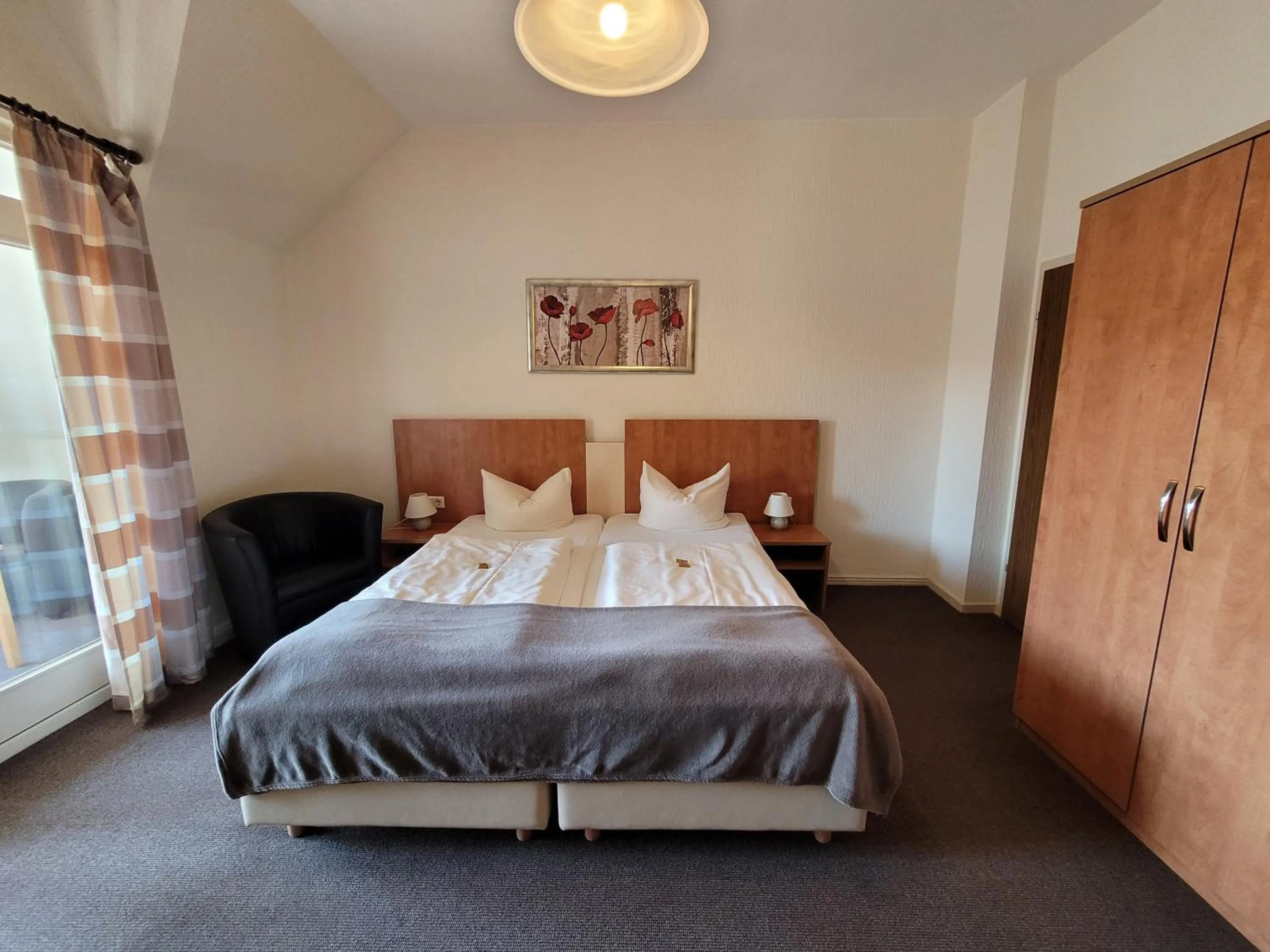 Bed in Hotel Rosengarten