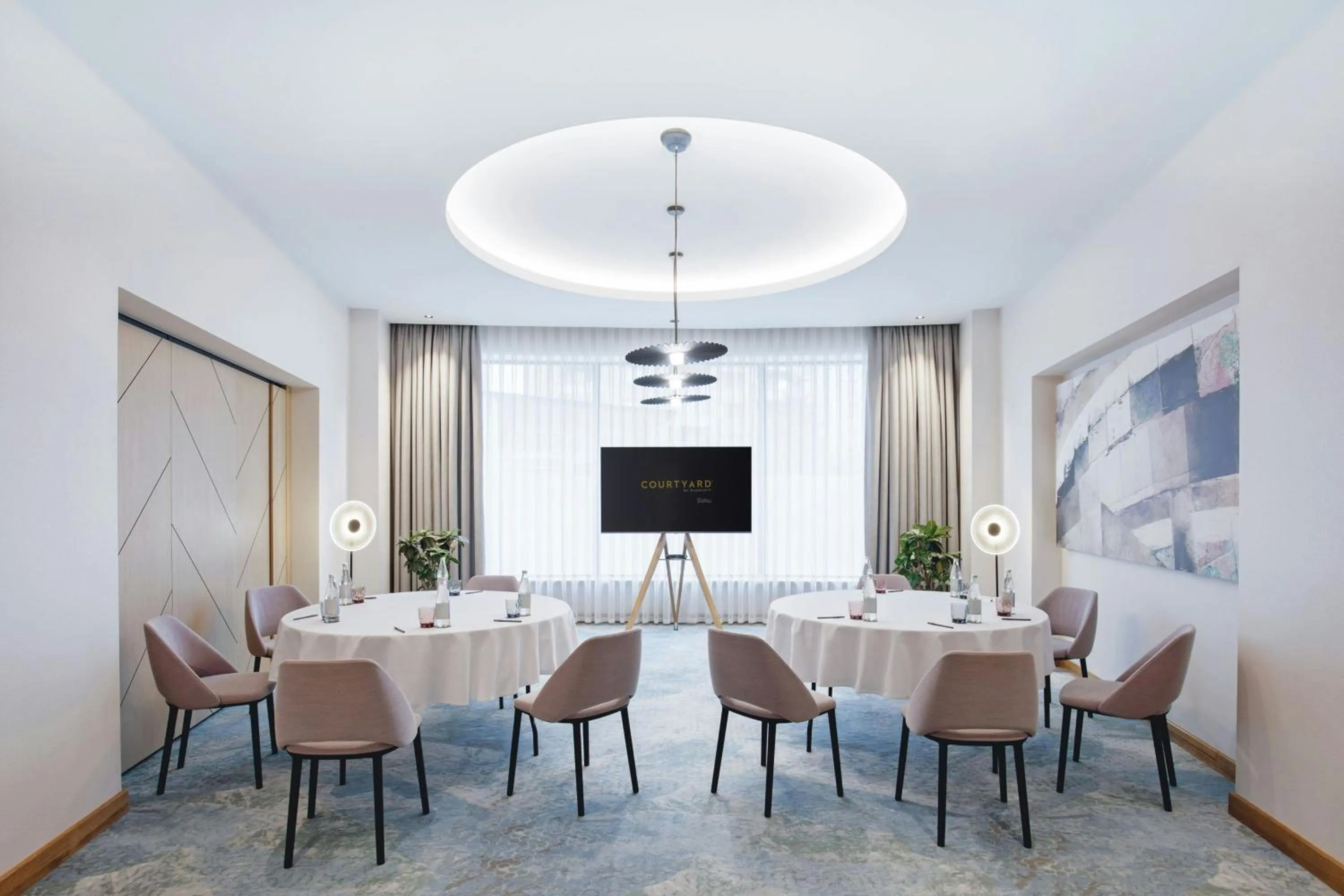 Meeting/conference room in Courtyard by Marriott Baku