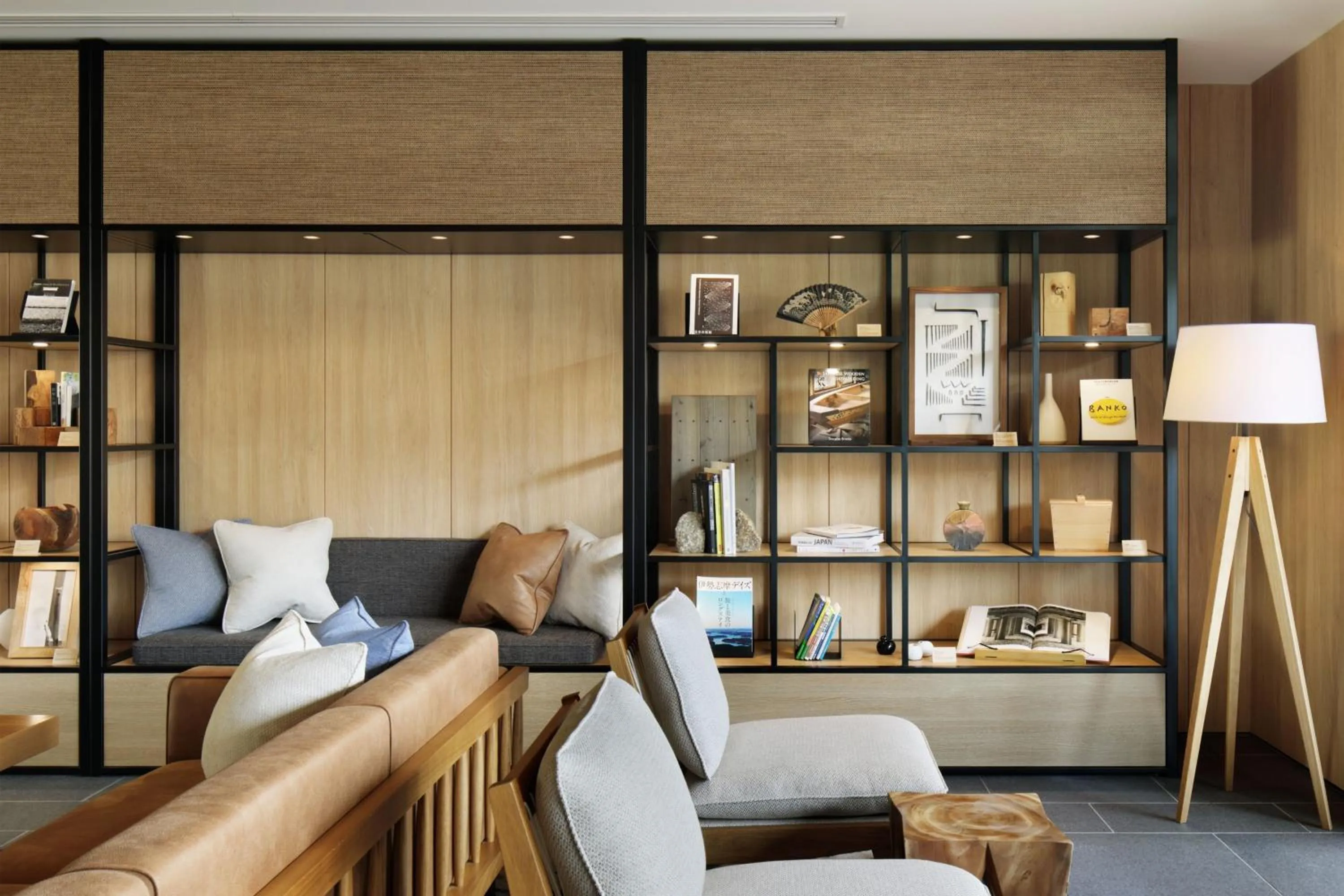 Lobby or reception in Fairfield by Marriott Mie Okuise Odai