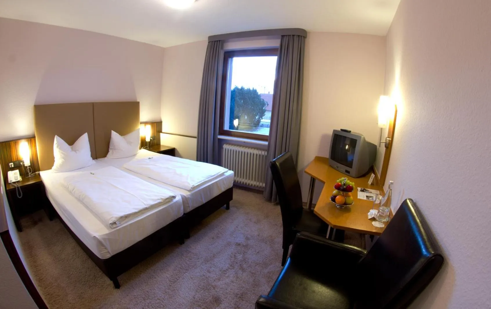 Photo of the whole room, Bed in Hotel Krone