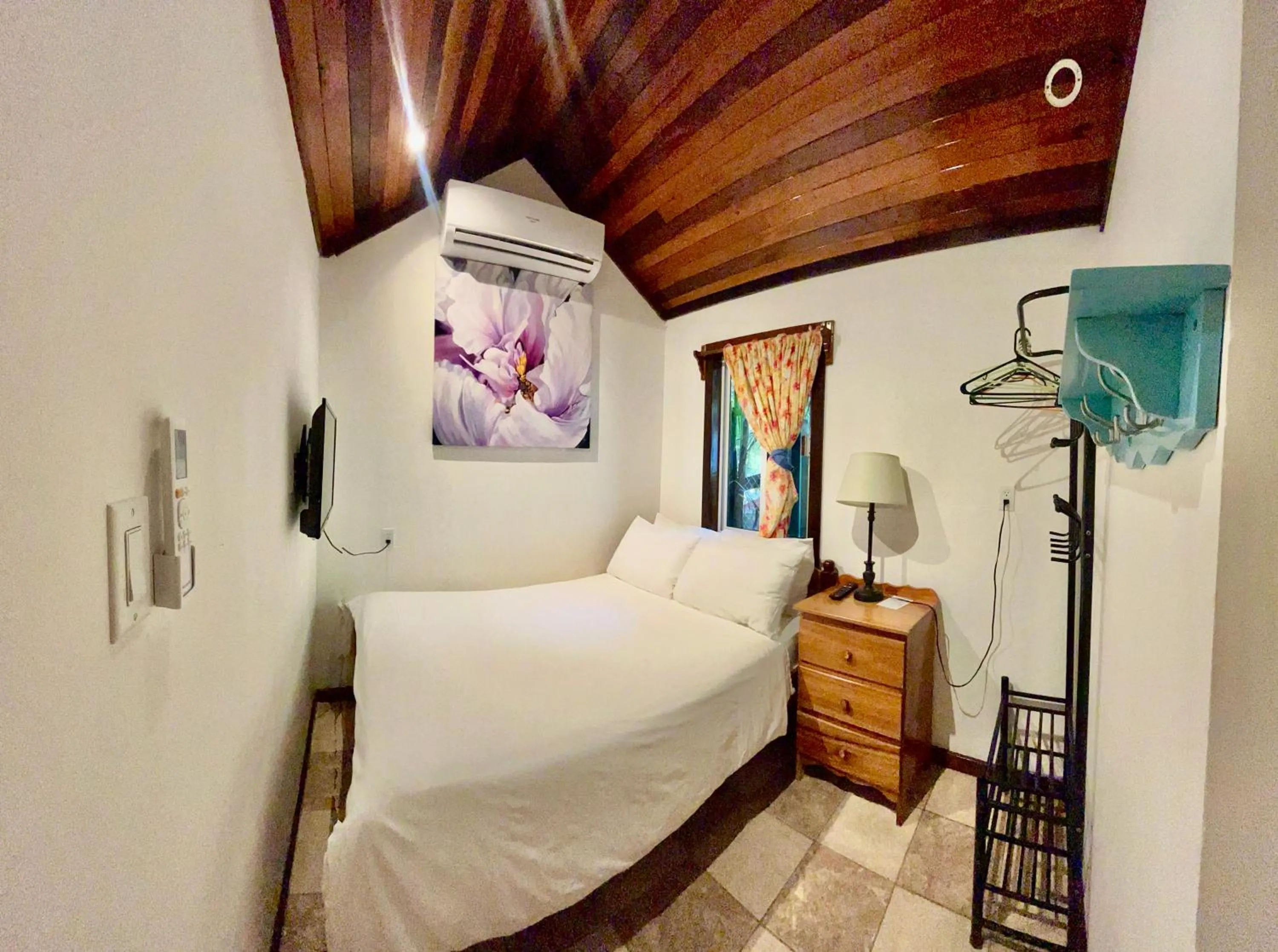 Bed in Colinda Cabanas