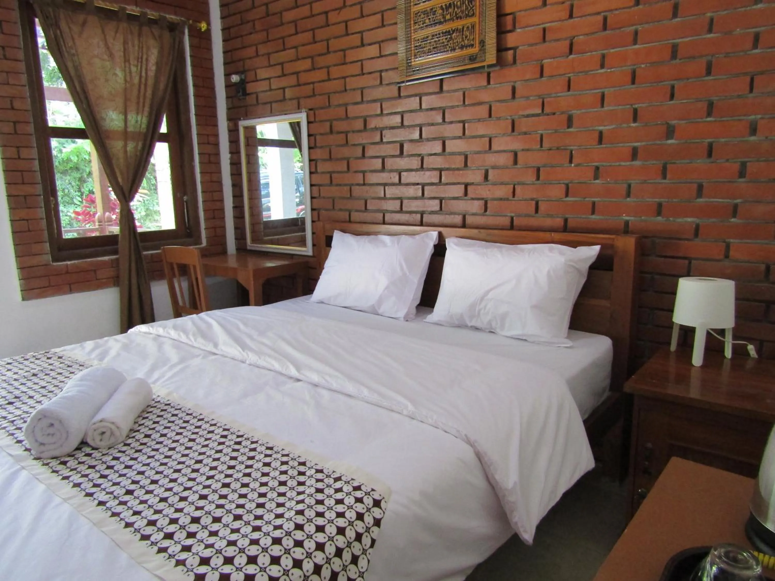 Bedroom, Bed in Penginapan Udin Syariah Bukit Rhema