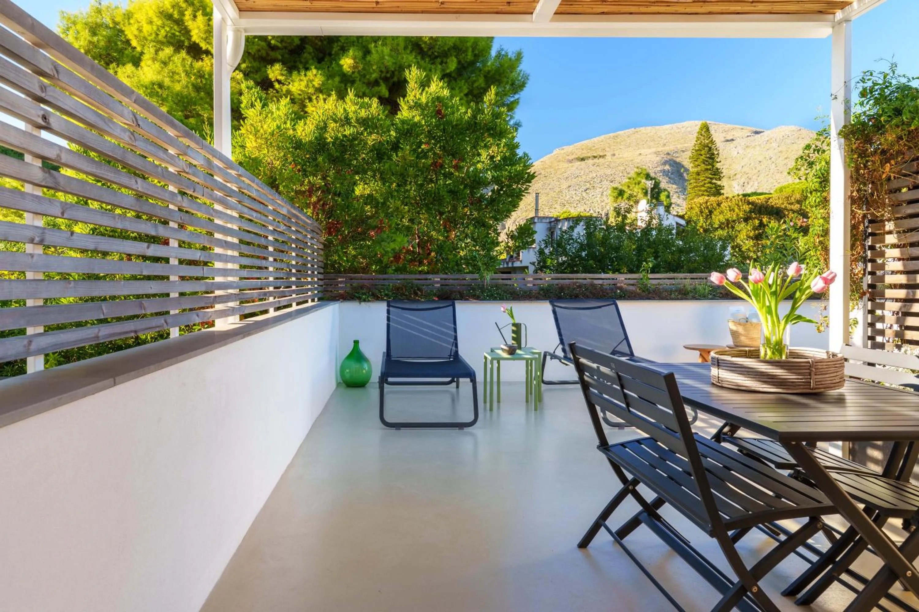 Garden view in Domìa Boutique Hotel e Cucina