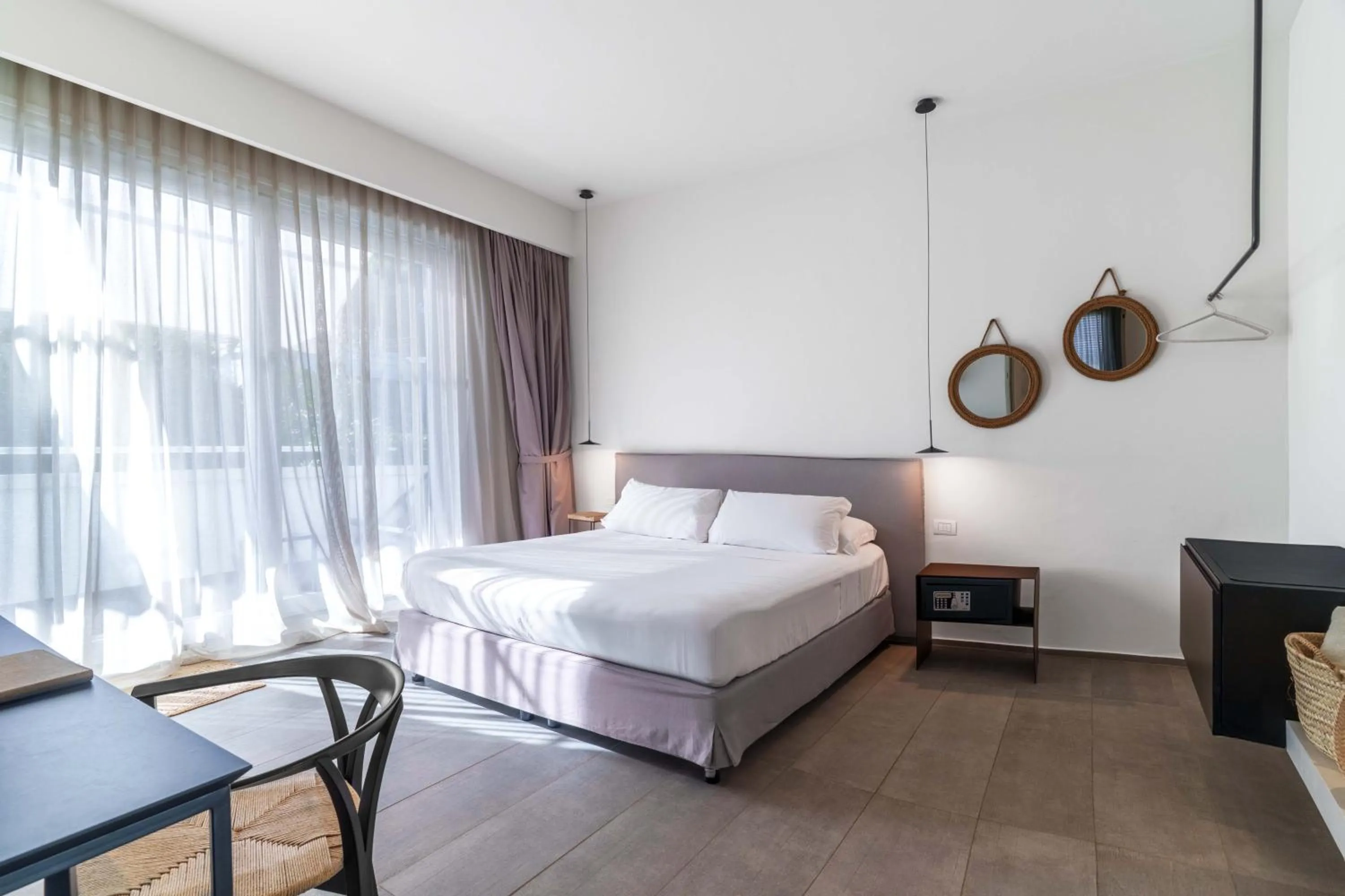 Photo of the whole room, Bed in Domìa Boutique Hotel e Cucina