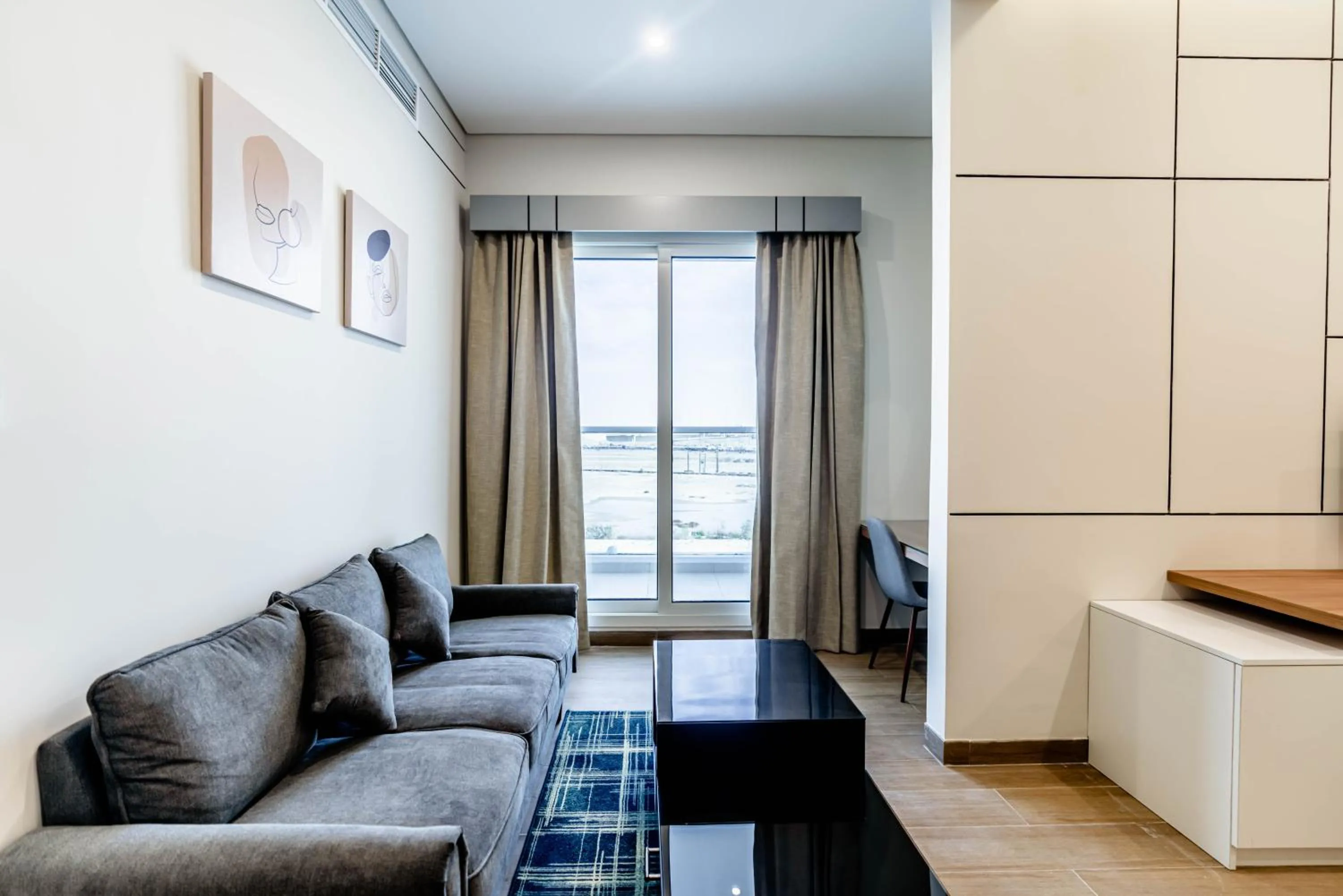 Bedroom in Resivation Hotel