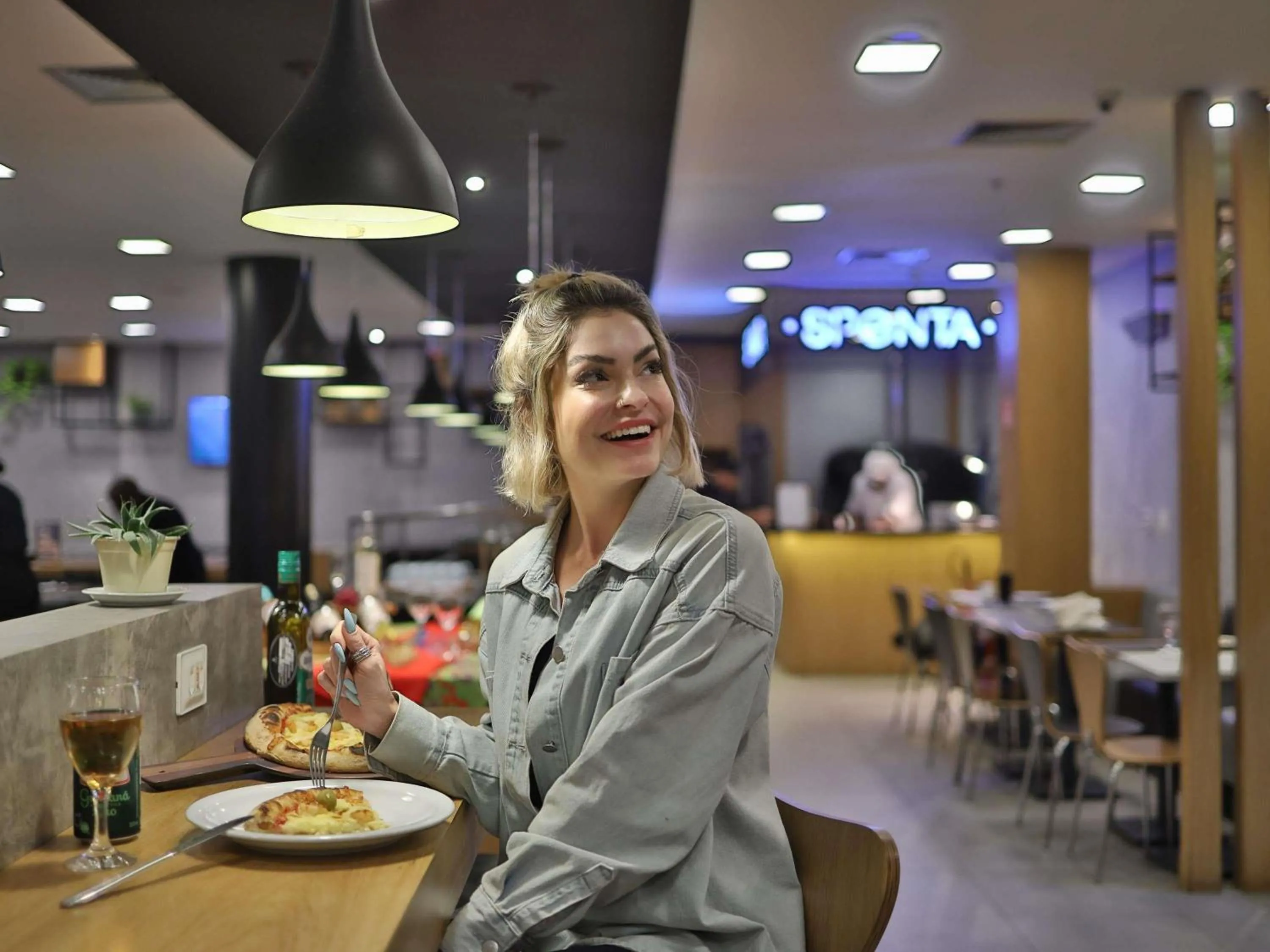 Restaurant/places to eat in Ibis Salvador Rio Vermelho