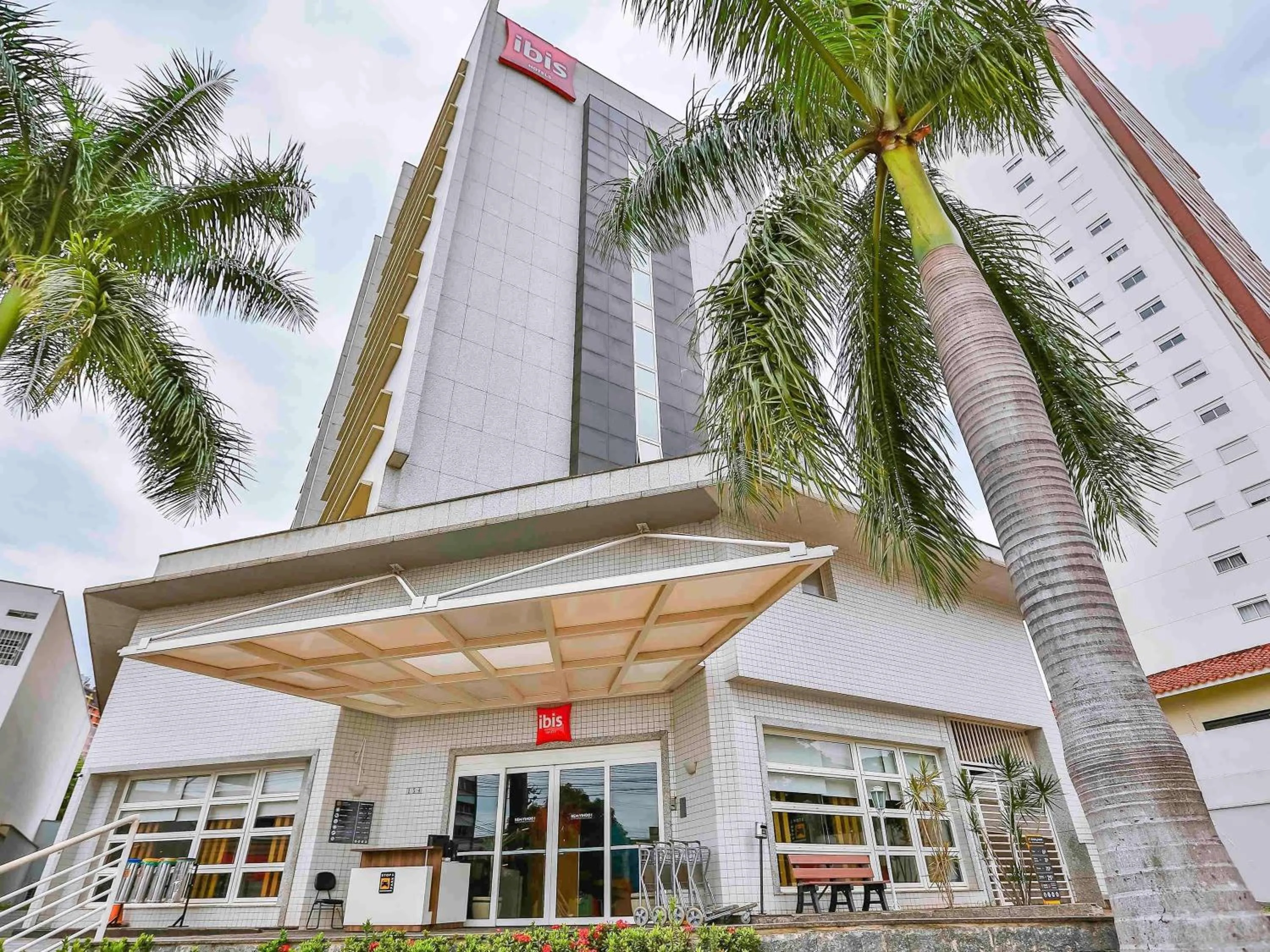 Property building in ibis Goiânia
