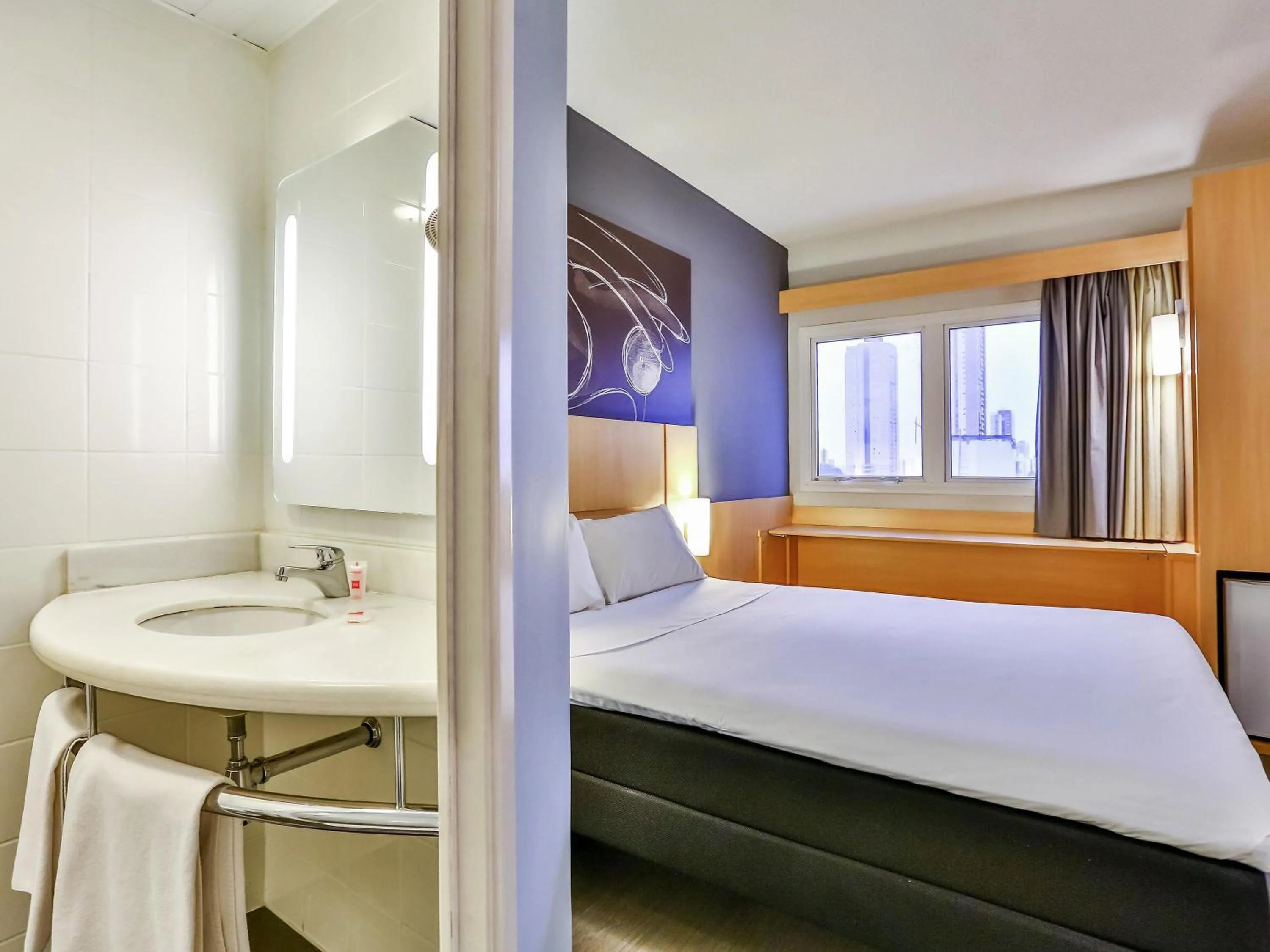 Bedroom, Bed in ibis Goiânia