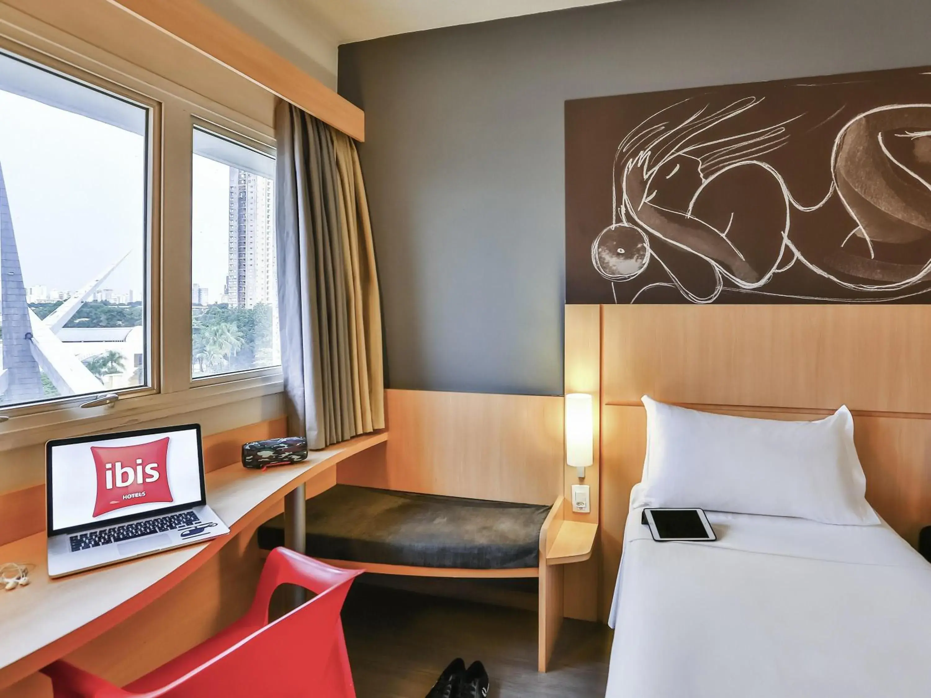 Superior Apartment with Twin Beds and The Latif Sebba Viaduct View - Upper Floor in ibis Goiânia Superior Apartment with Twin Beds and The Latif Sebba Viaduct View - Upper Floor in ibis Goiânia