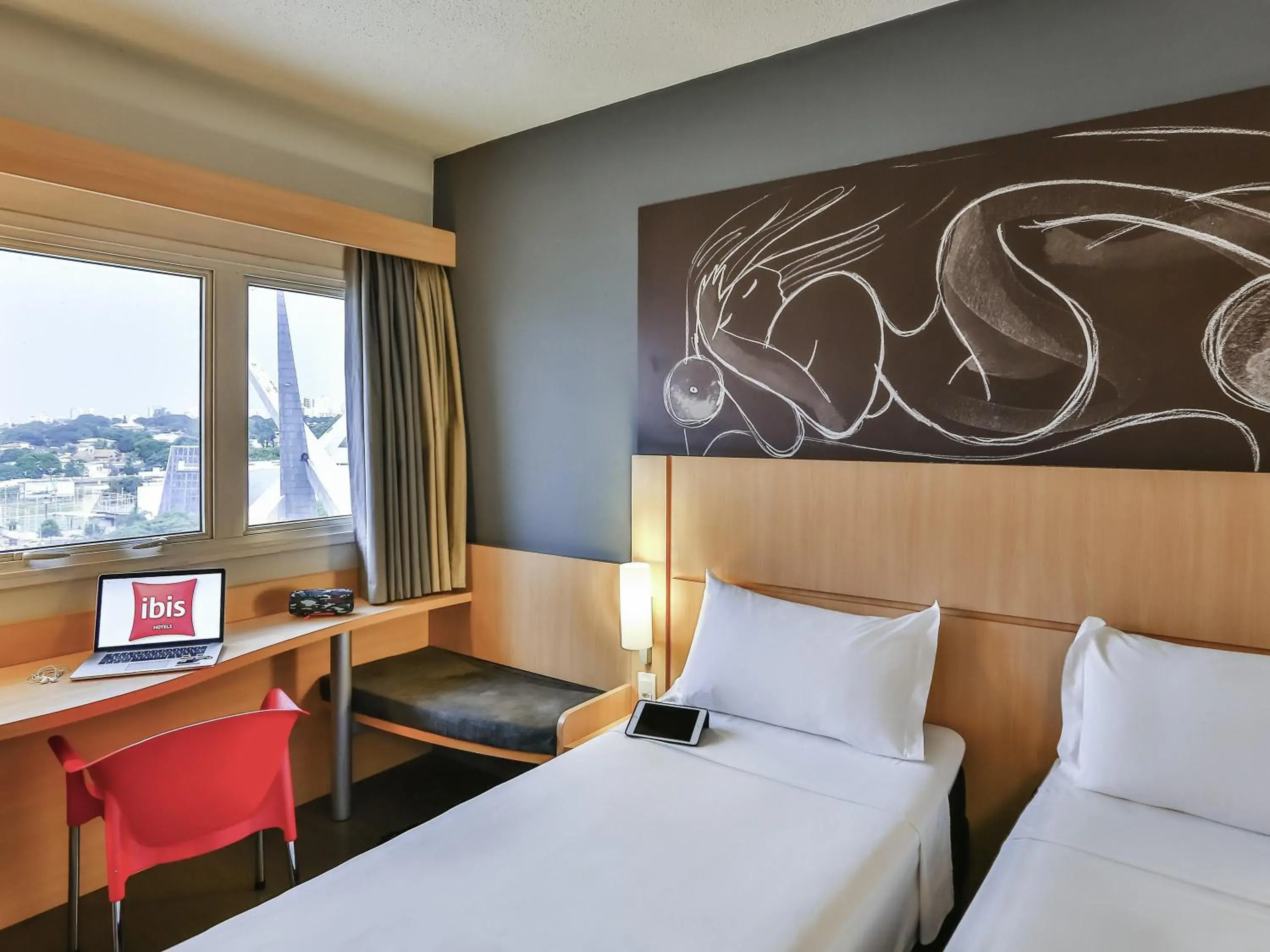 Superior Apartment with Twin Beds and The Latif Sebba Viaduct View - Upper Floor in ibis Goiânia Superior Apartment with Twin Beds and The Latif Sebba Viaduct View - Upper Floor in ibis Goiânia