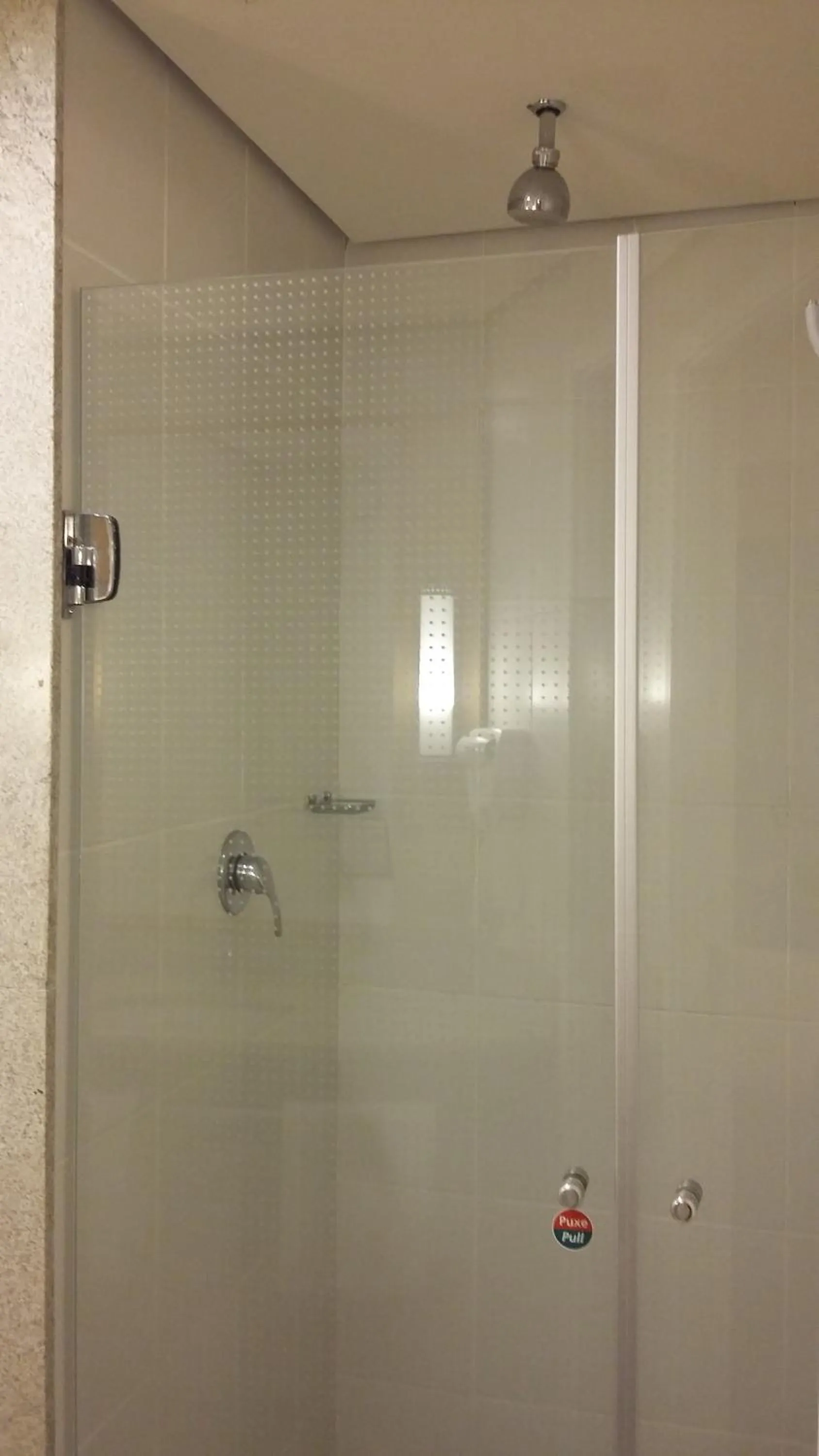 Bathroom in Ibis Belo Horizonte Savassi