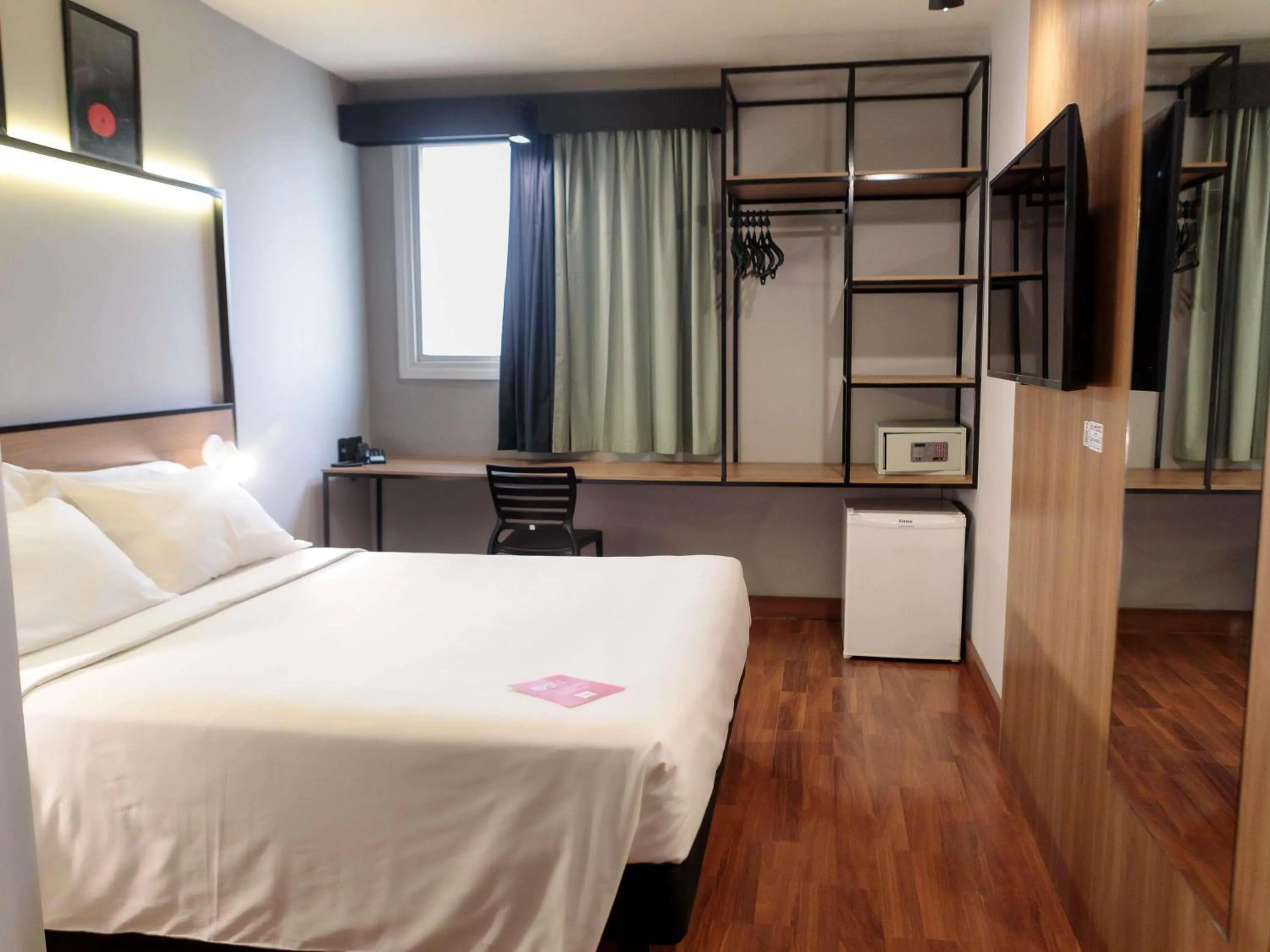 Bedroom, Bed in Ibis Belo Horizonte Savassi