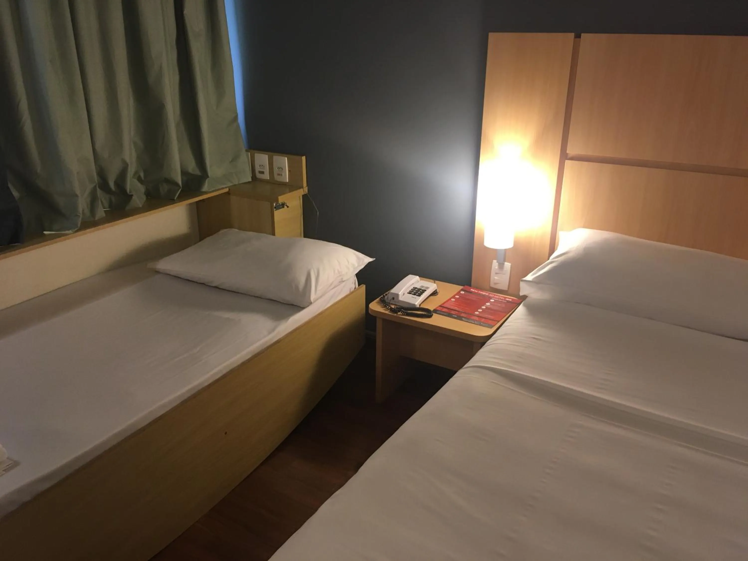 Property building, Bed in Ibis Belo Horizonte Savassi