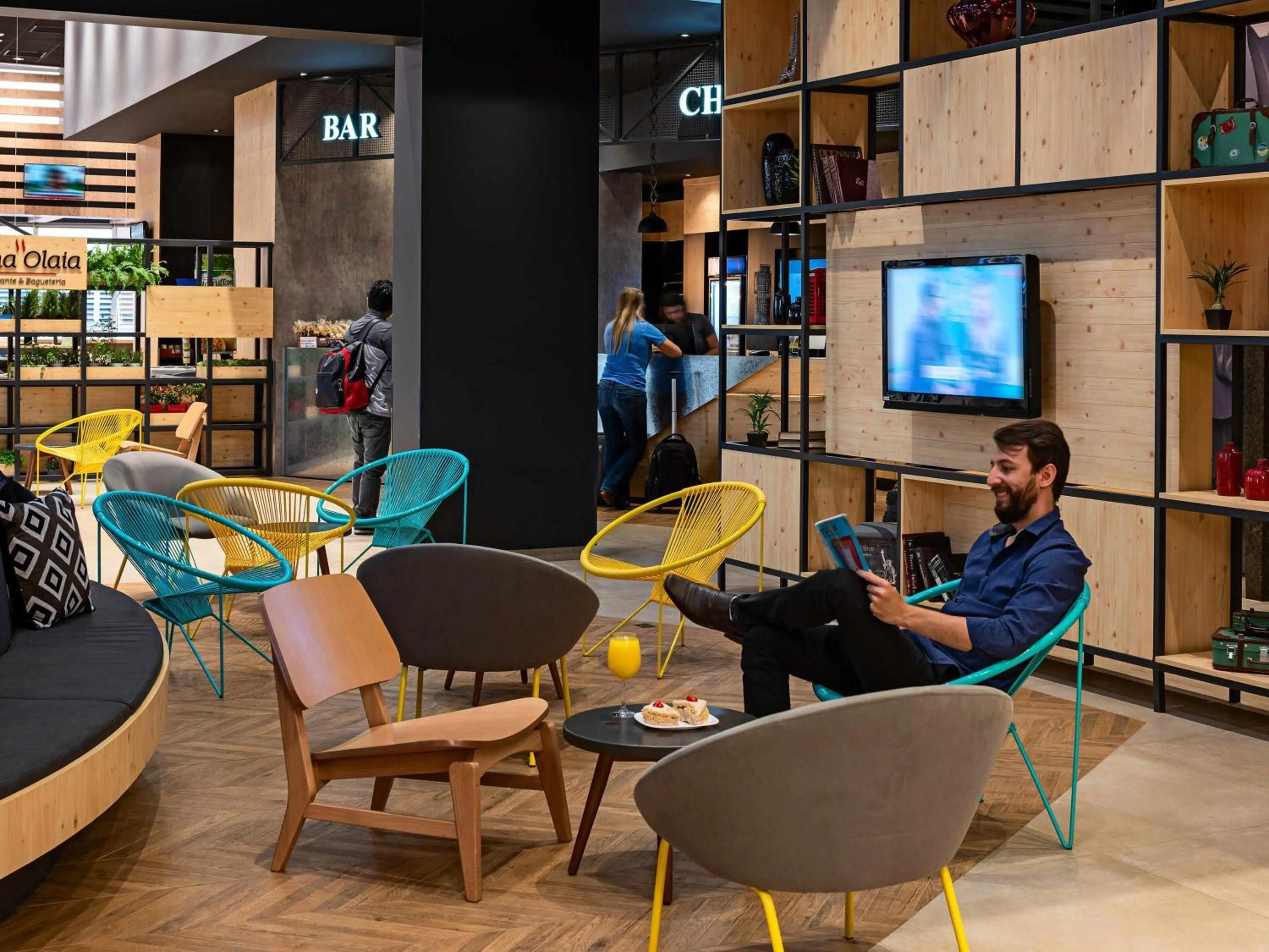 Lounge or bar in ibis Ribeirao Preto Shopping