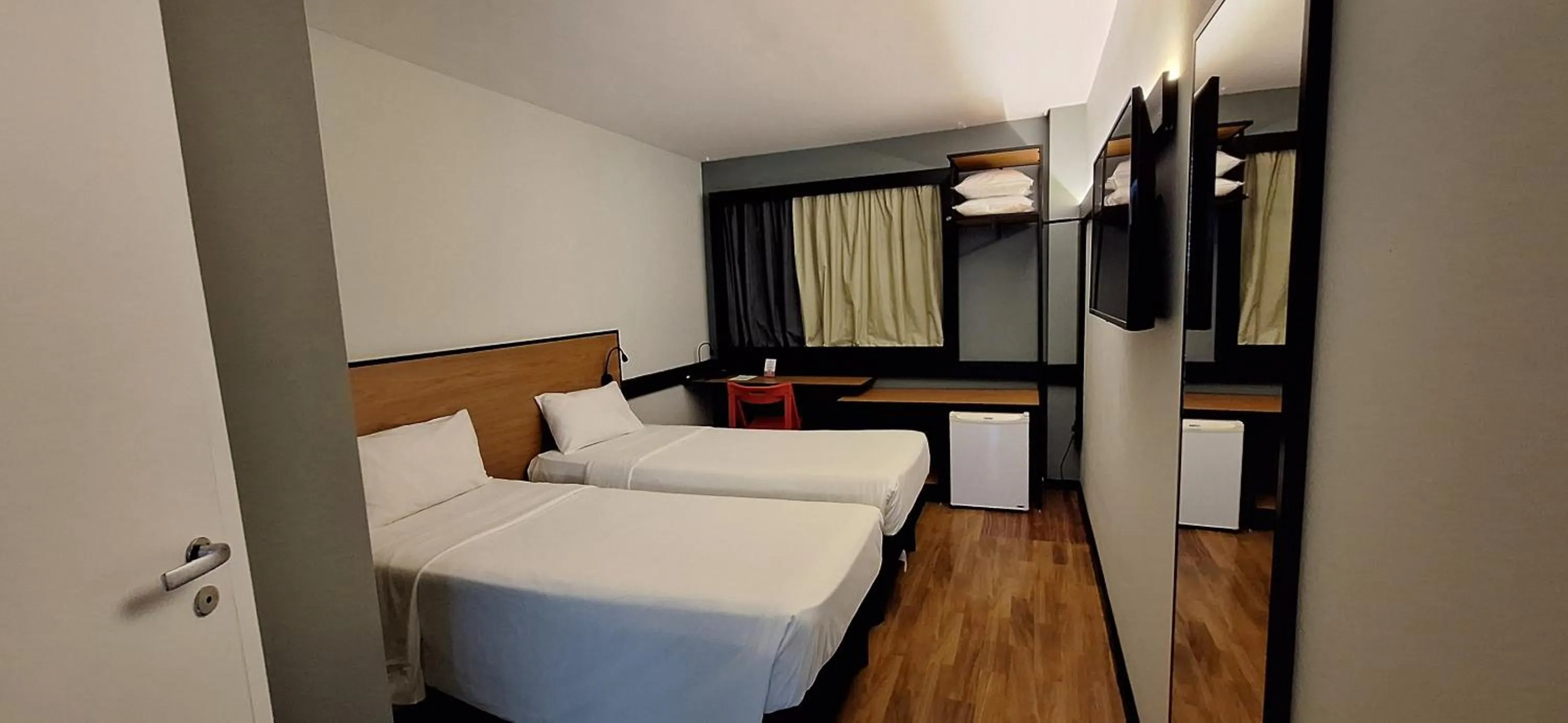 TV and multimedia, Bed in ibis Rio de Janeiro Santos Dumont