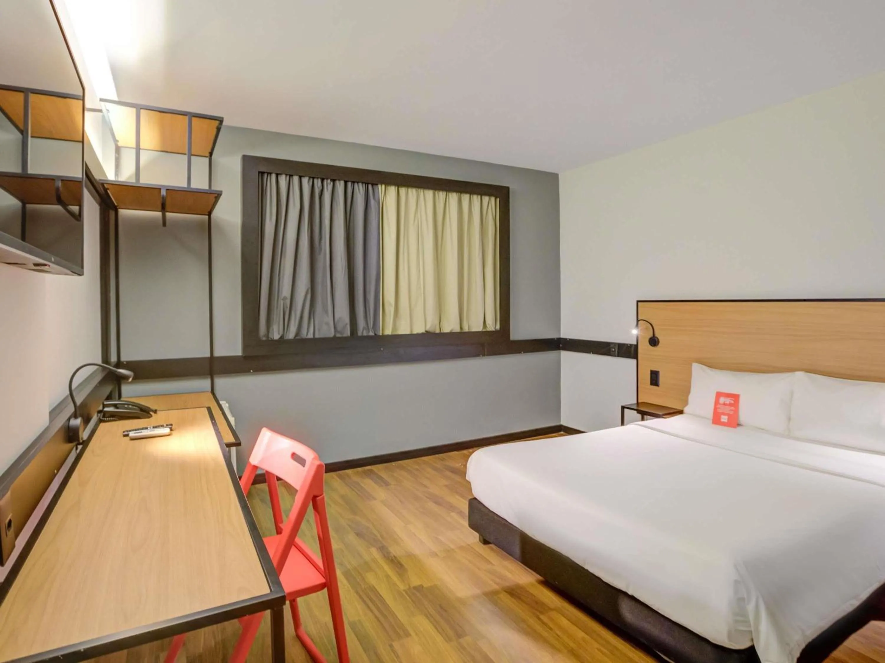 Bedroom, Bed in ibis Rio de Janeiro Santos Dumont