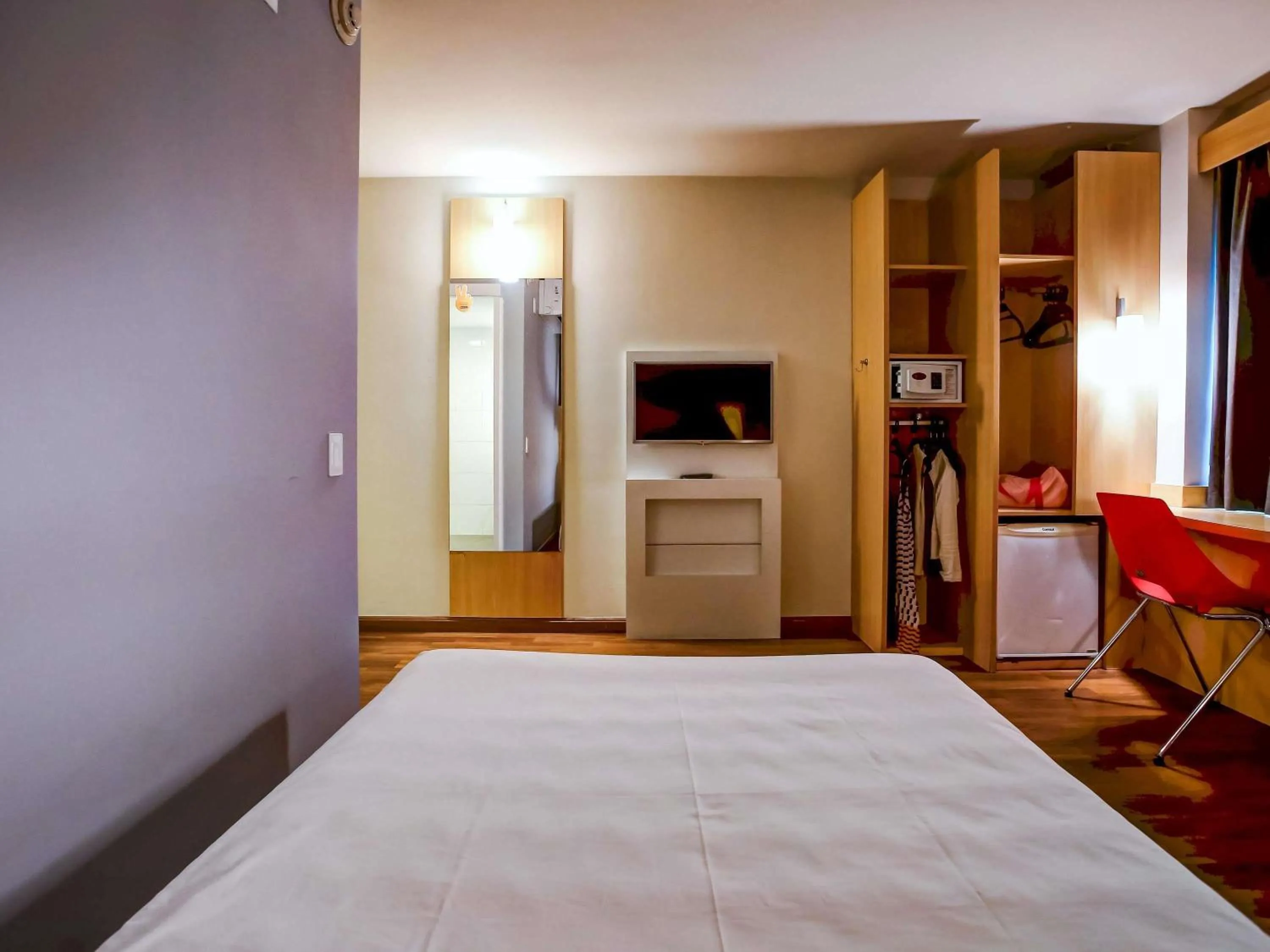 Bedroom, Bed in ibis Rio de Janeiro Santos Dumont