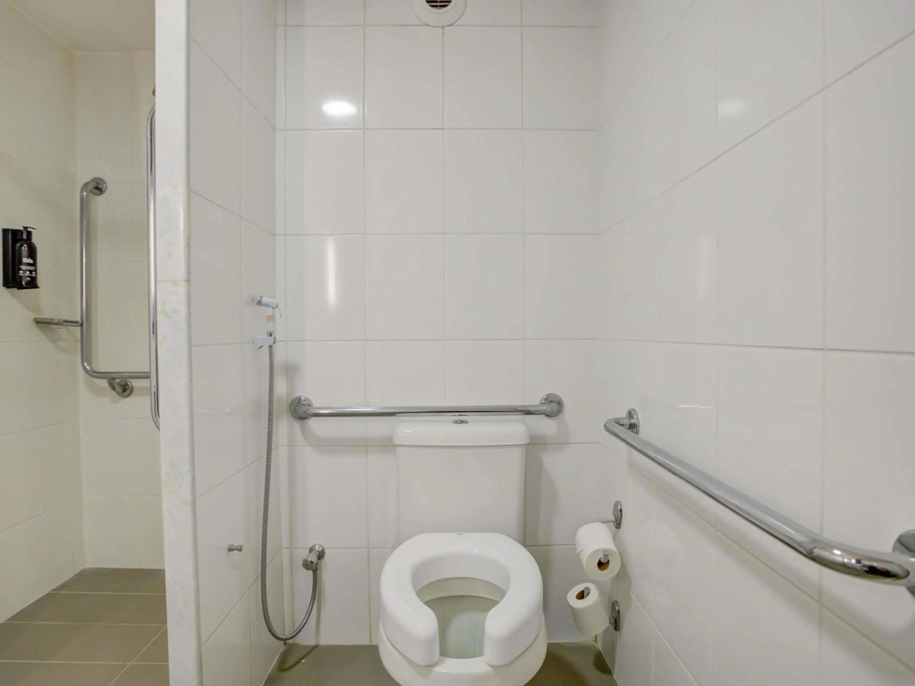 Bedroom in ibis Rio de Janeiro Santos Dumont