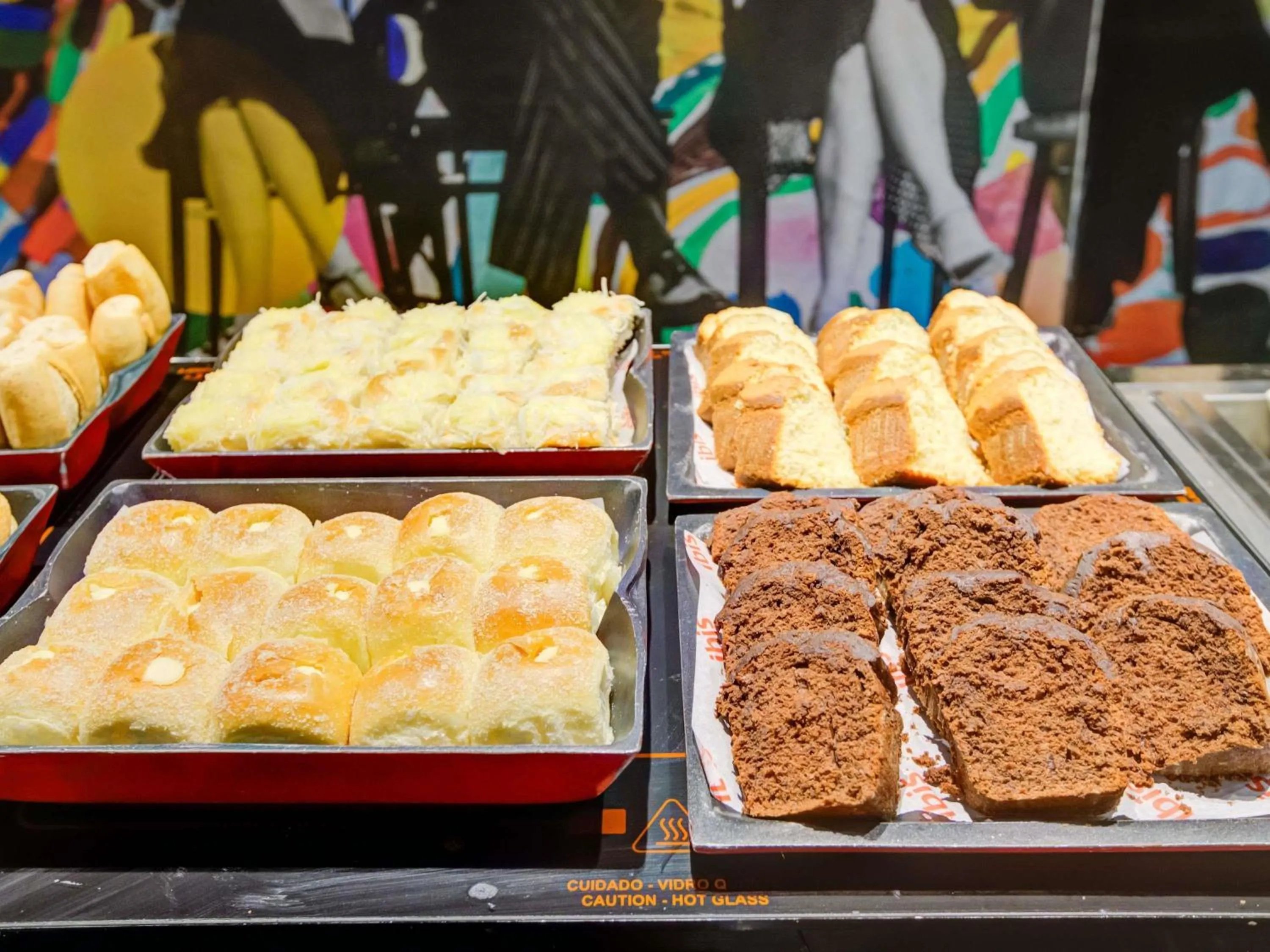 Restaurant/places to eat in ibis Rio de Janeiro Santos Dumont