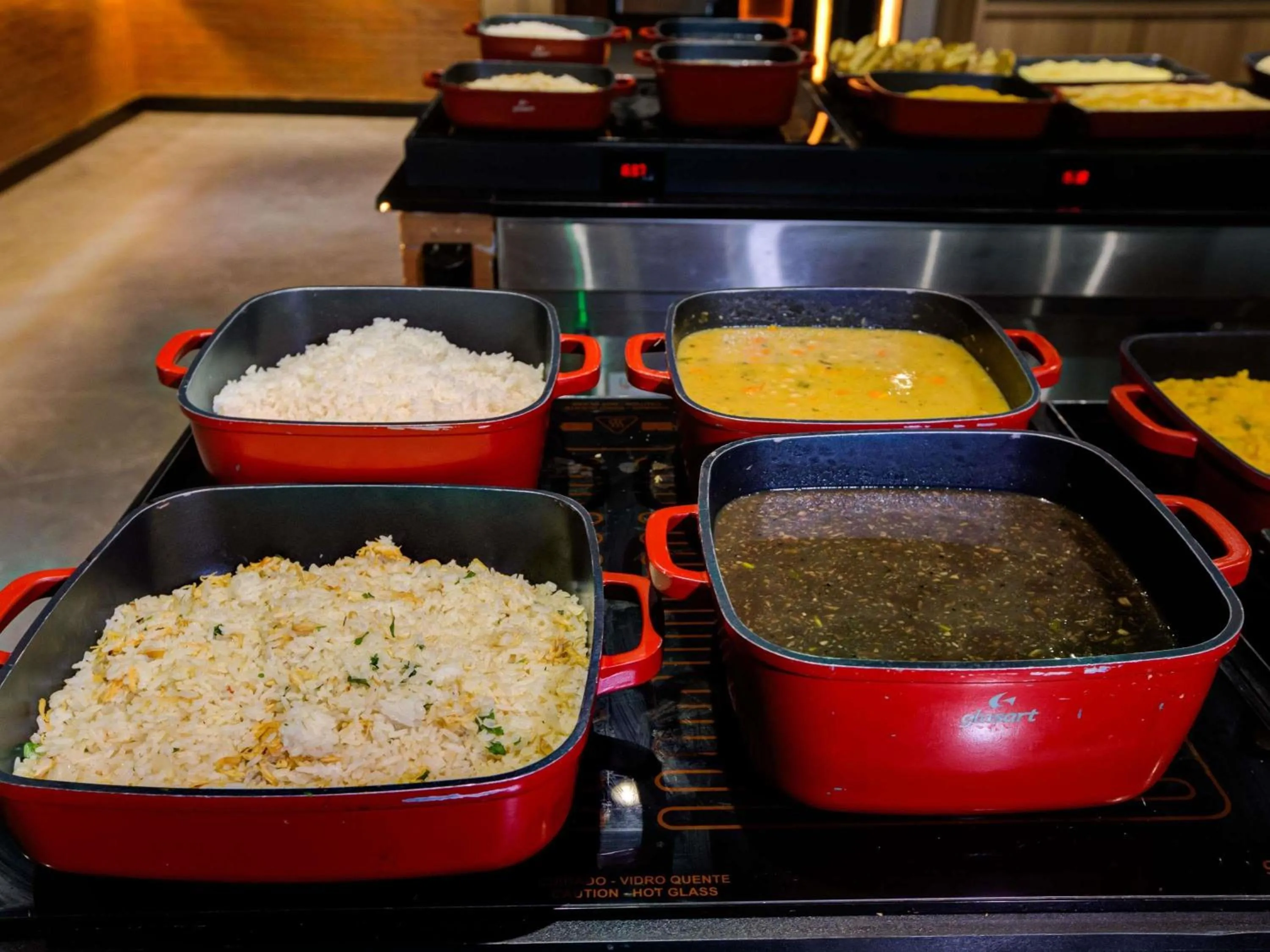 Restaurant/places to eat in ibis Rio de Janeiro Santos Dumont