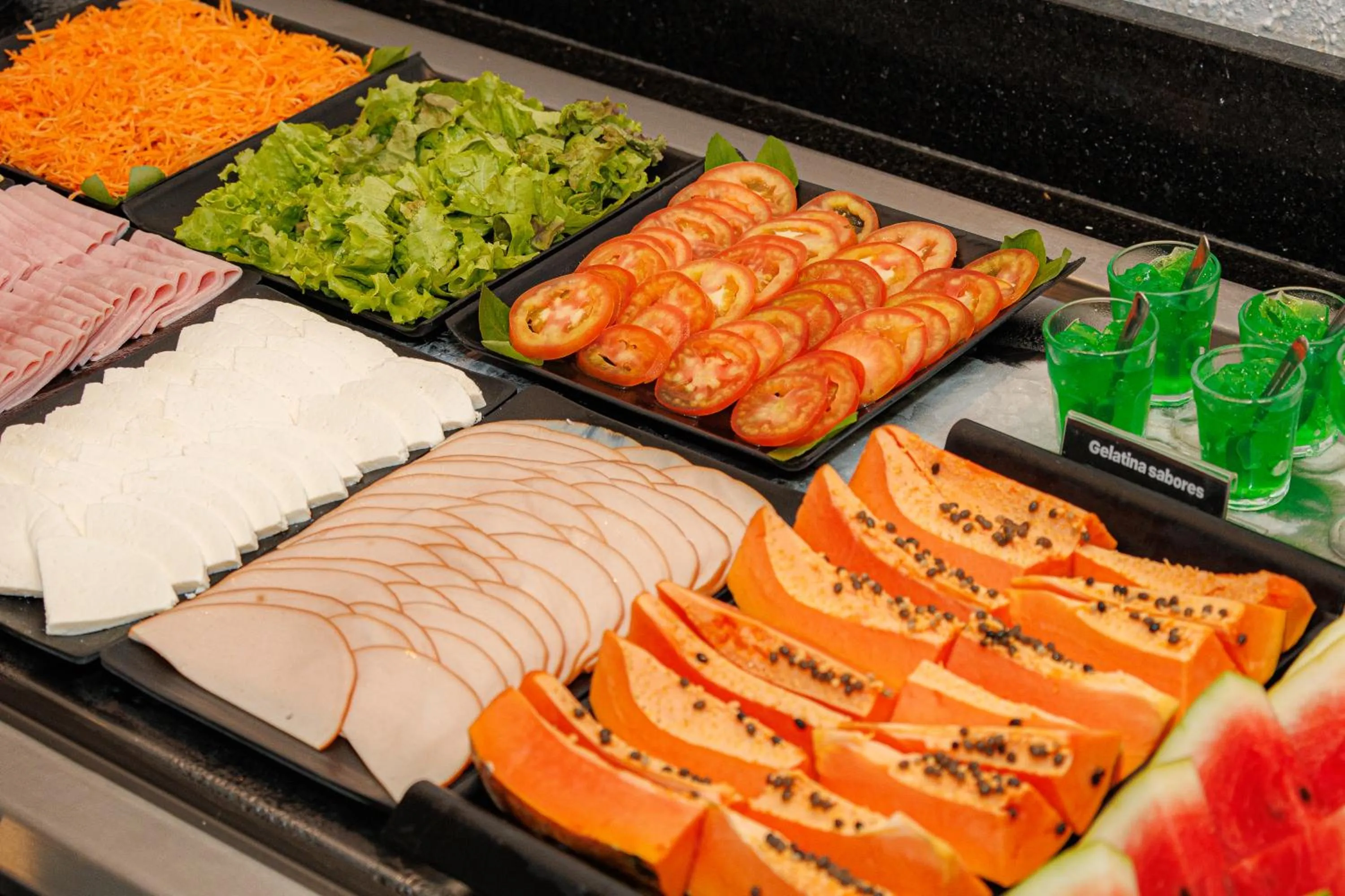 Buffet breakfast in Ibis Maringa