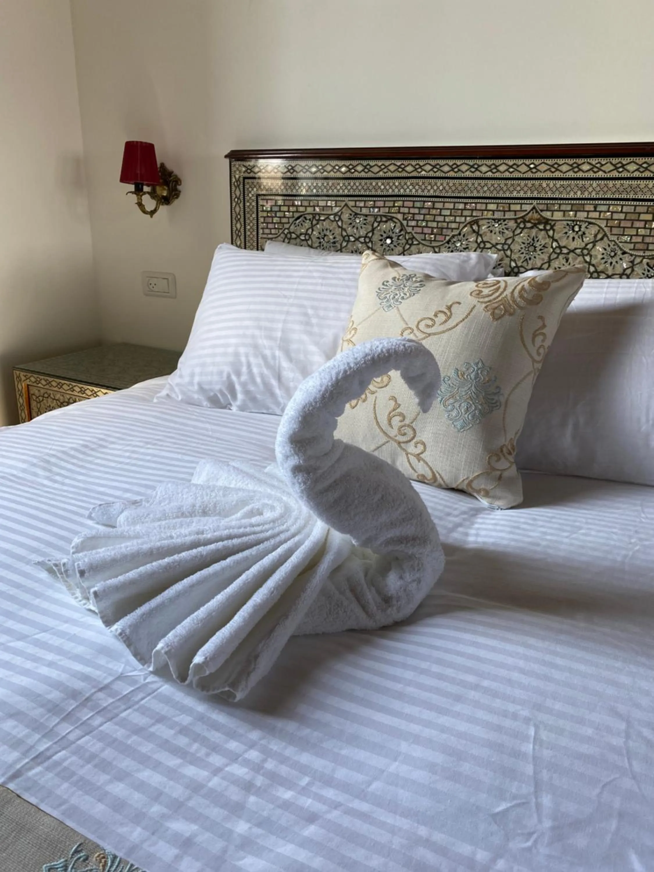 Bed in Bab al-sham funduk