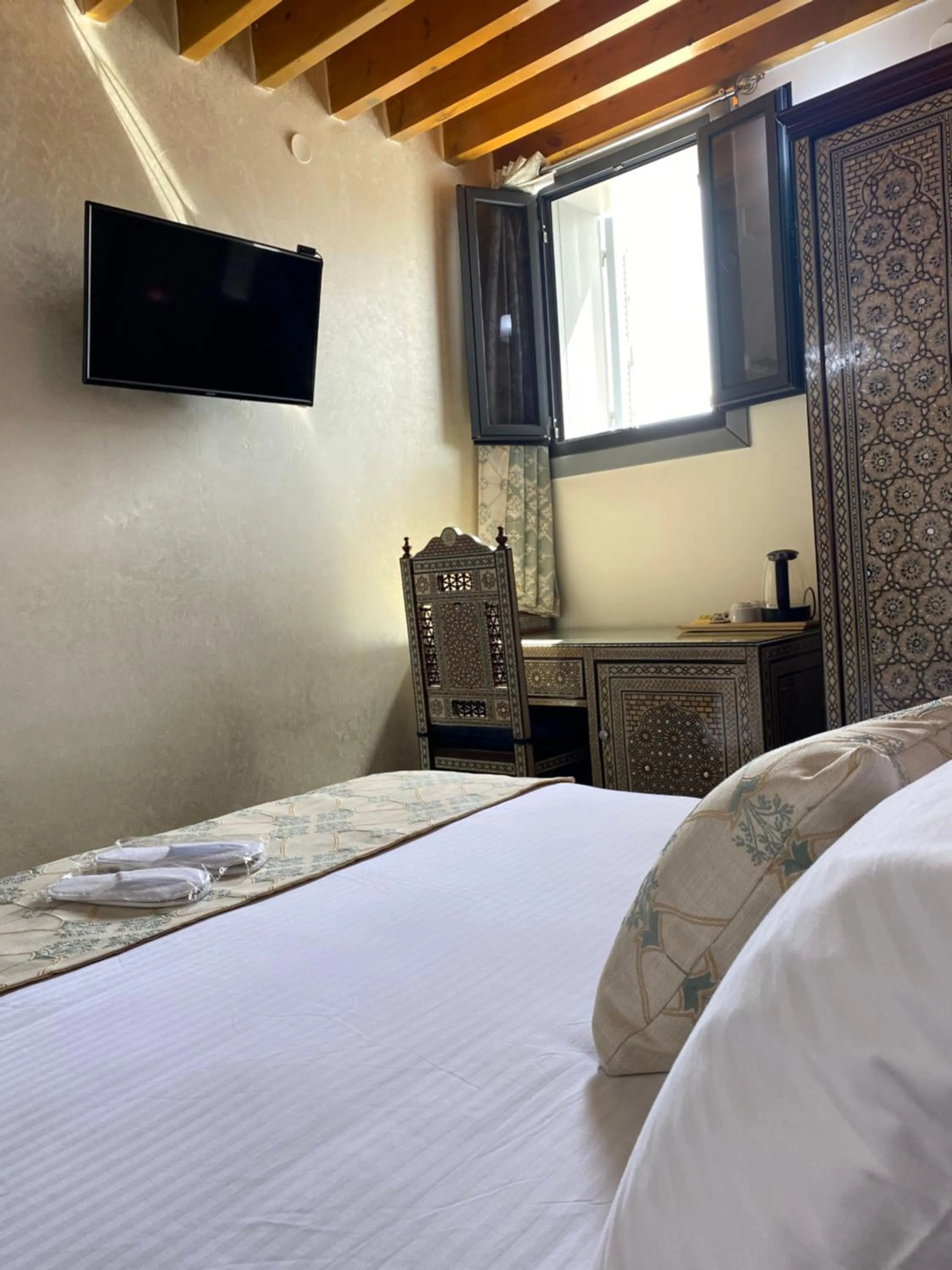 Bed in Bab al-sham funduk