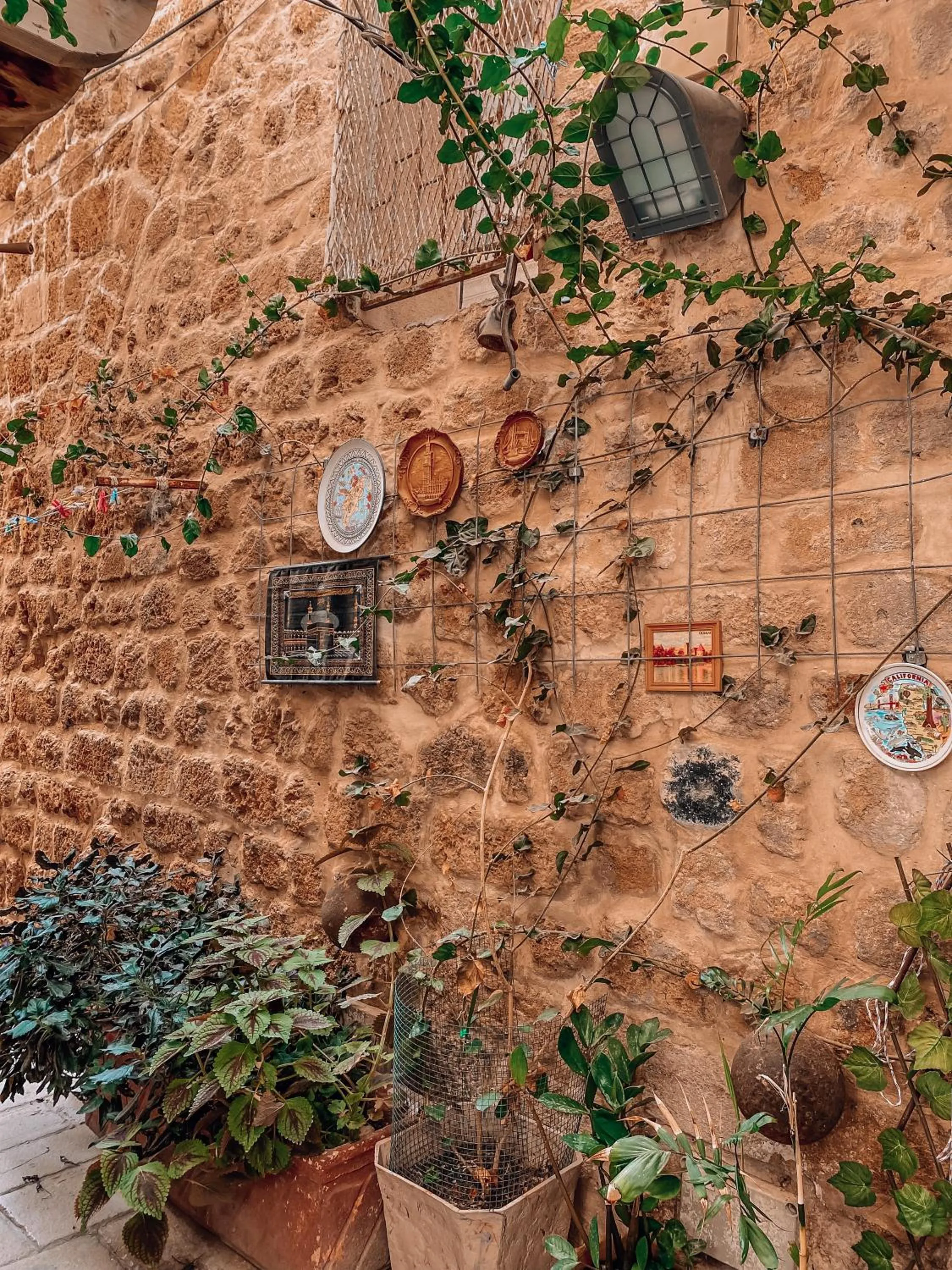 Property building in Bab al-sham funduk