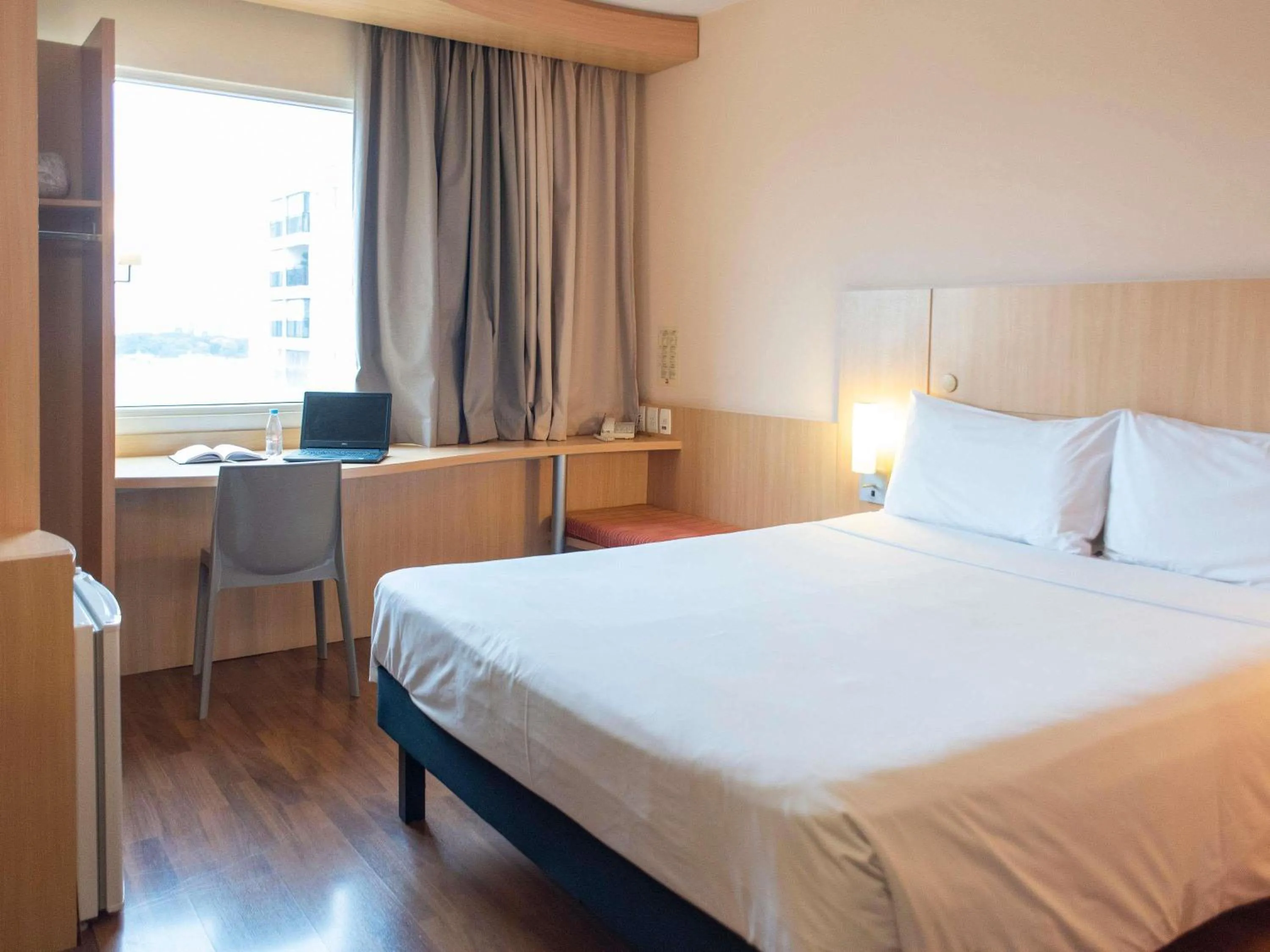 Bedroom, Bed in ibis Sao Paulo Barra Funda