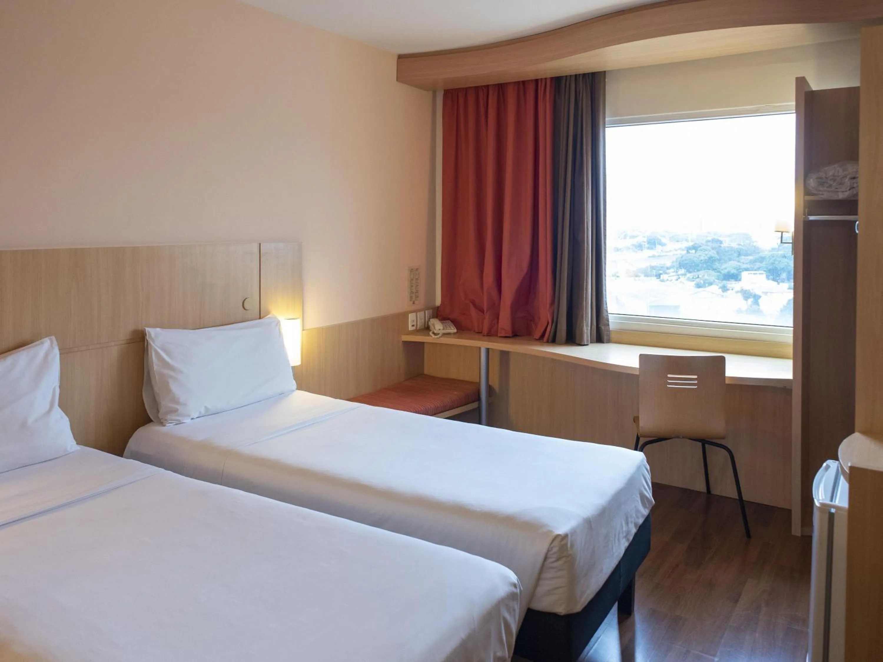 Bedroom, Bed in ibis Sao Paulo Barra Funda