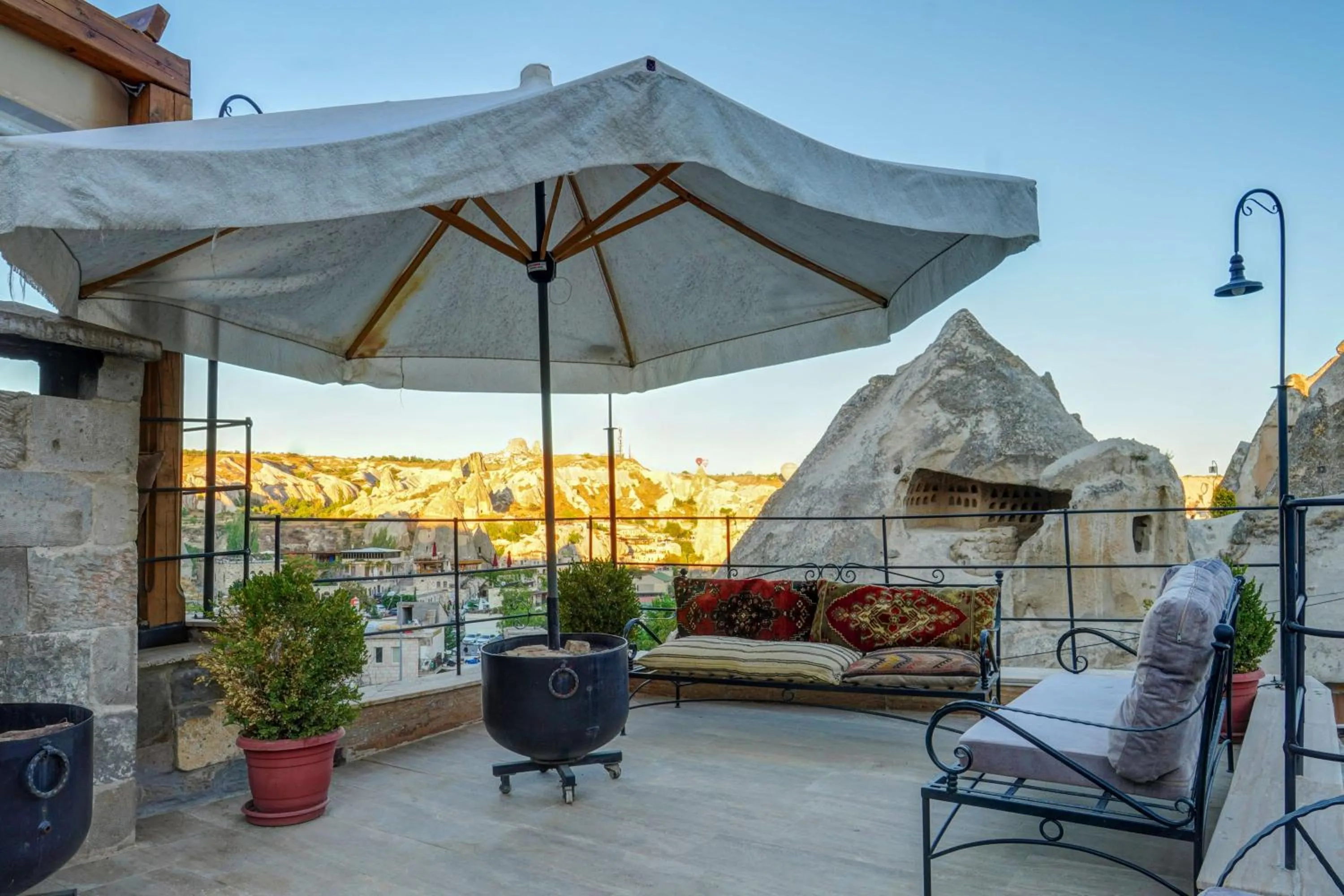 Day in Avilla Cave Hotel