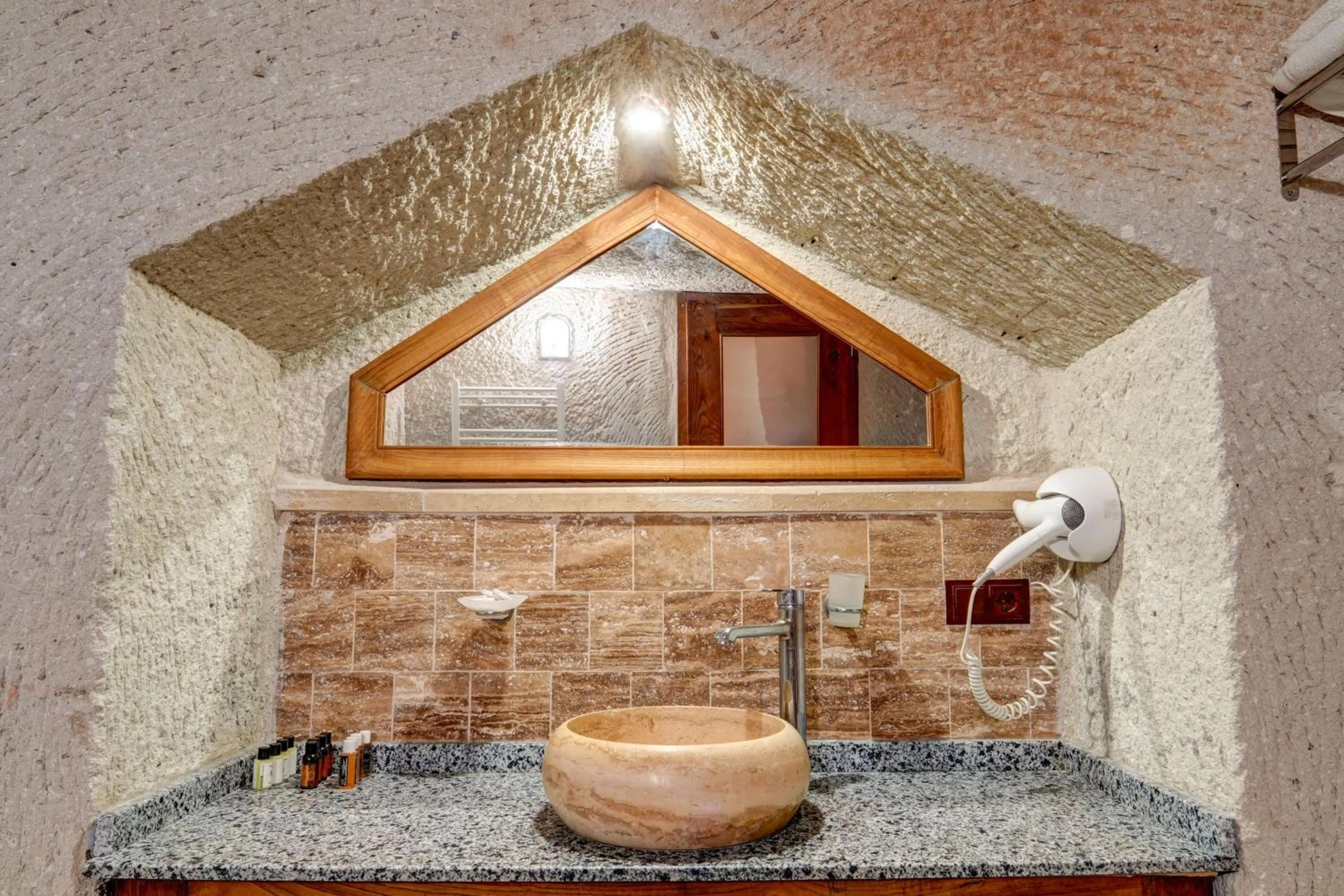 Bathroom in Avilla Cave Hotel