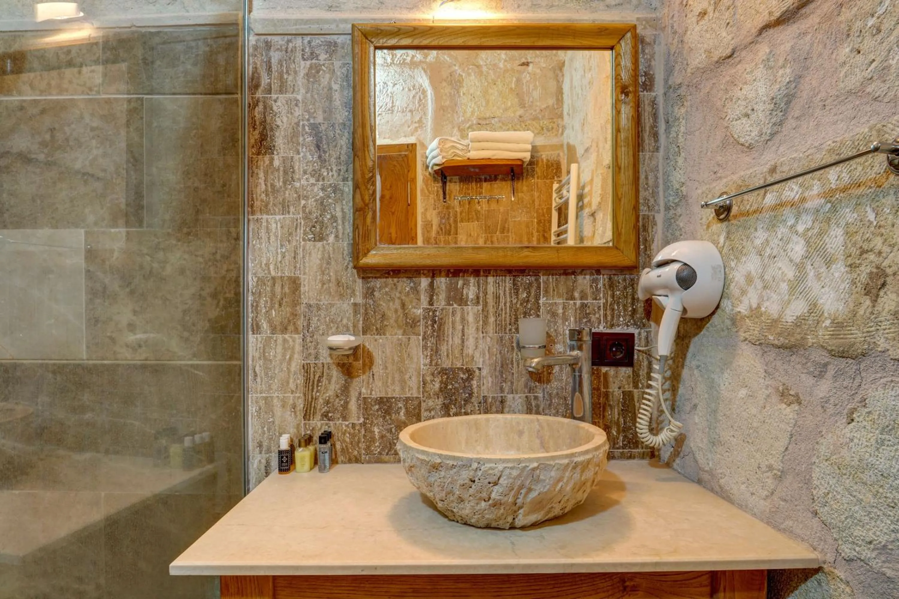 Bathroom in Avilla Cave Hotel