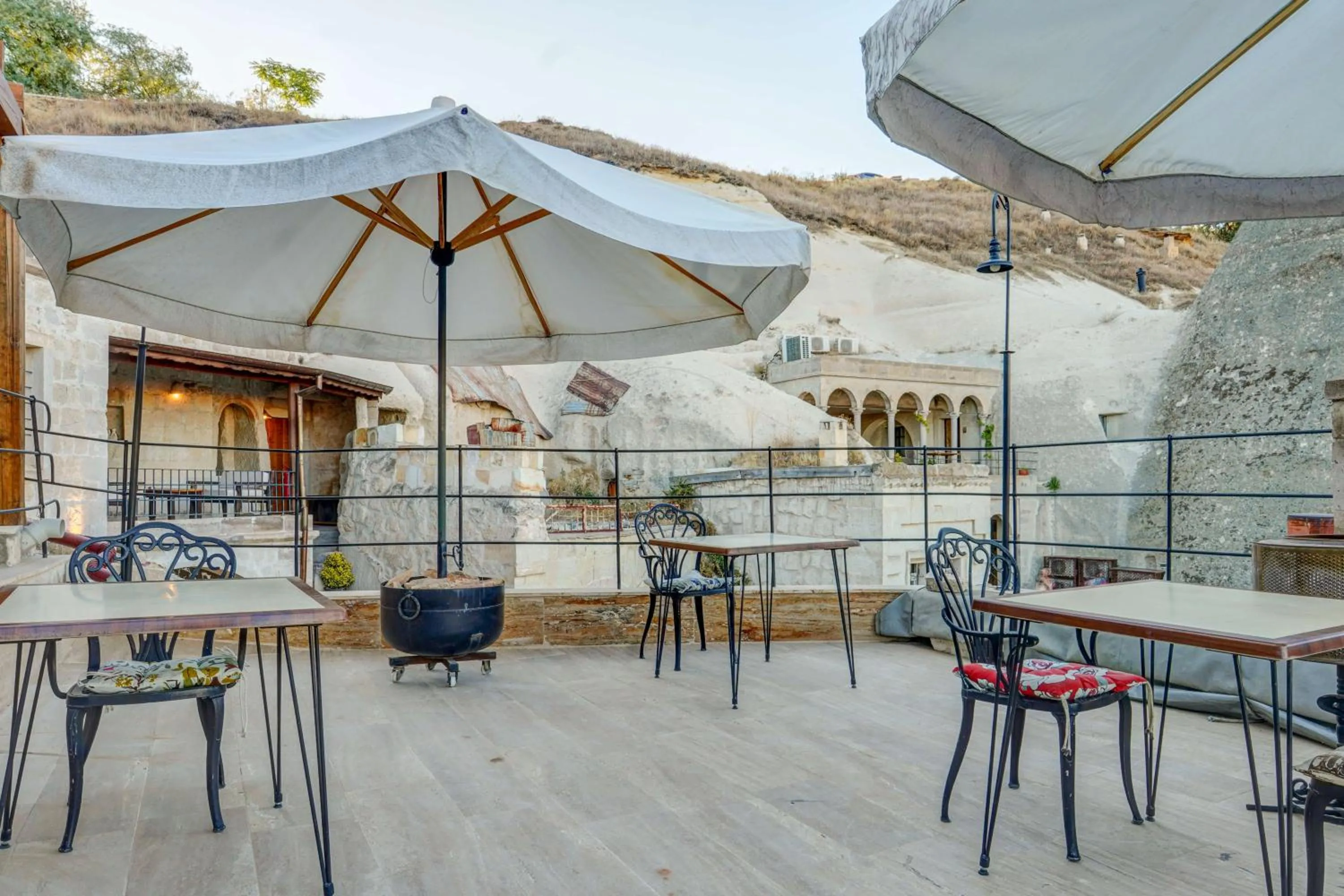 Day in Avilla Cave Hotel