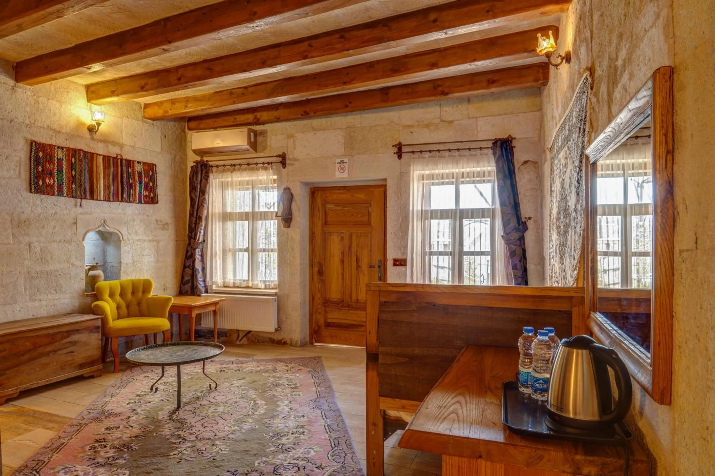 Photo of the whole room in Avilla Cave Hotel