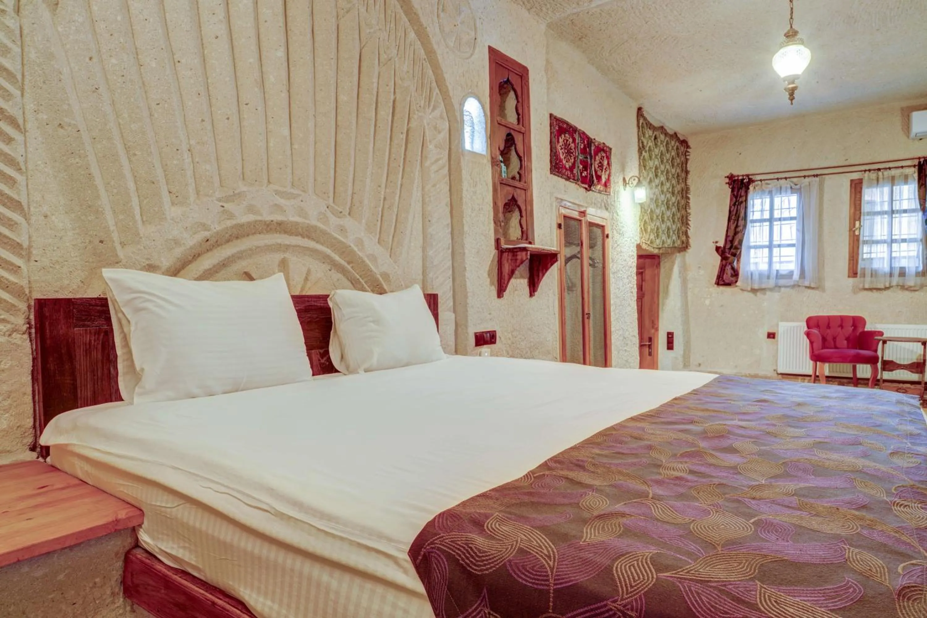 Bed in Avilla Cave Hotel