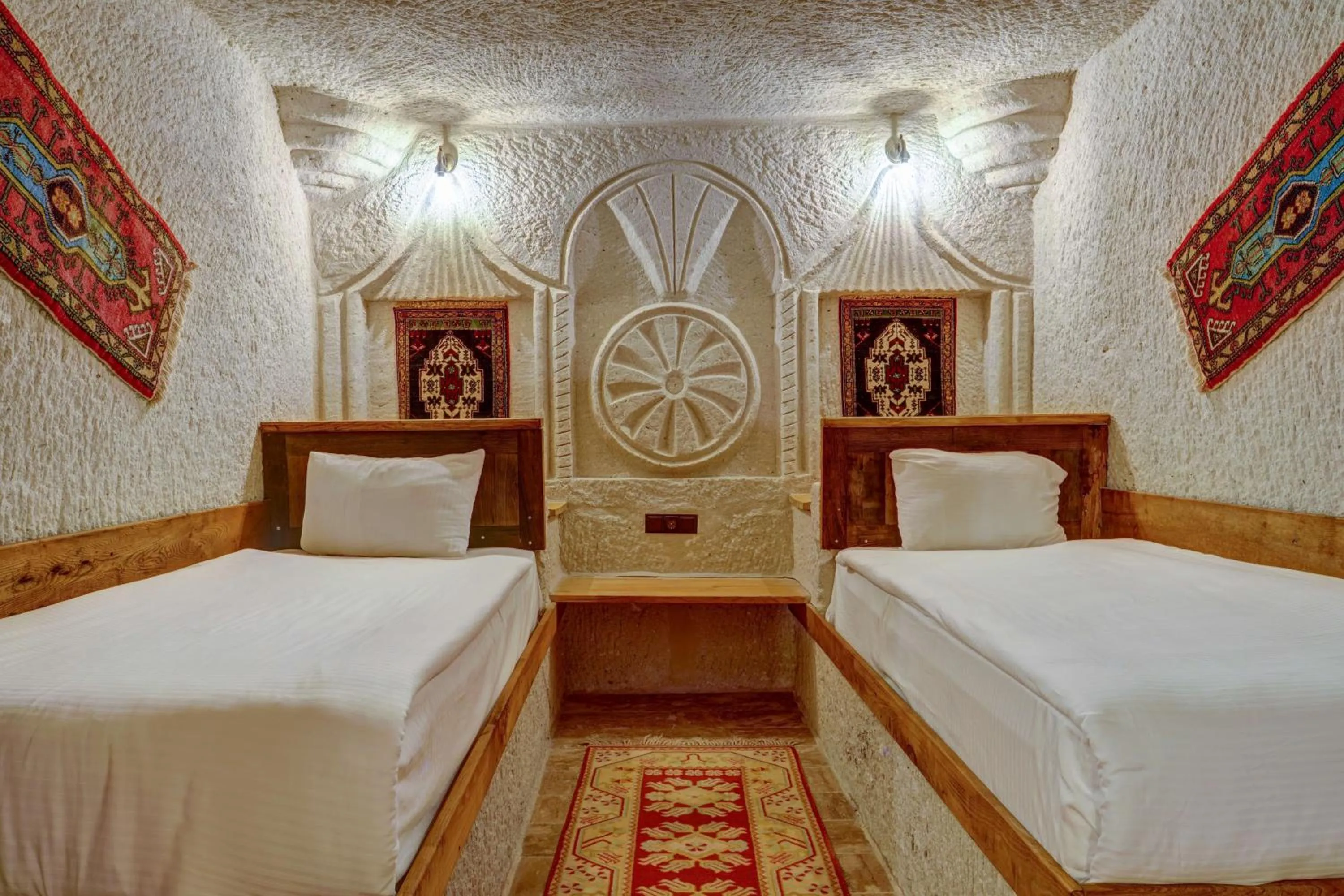 Decorative detail, Bed in Avilla Cave Hotel