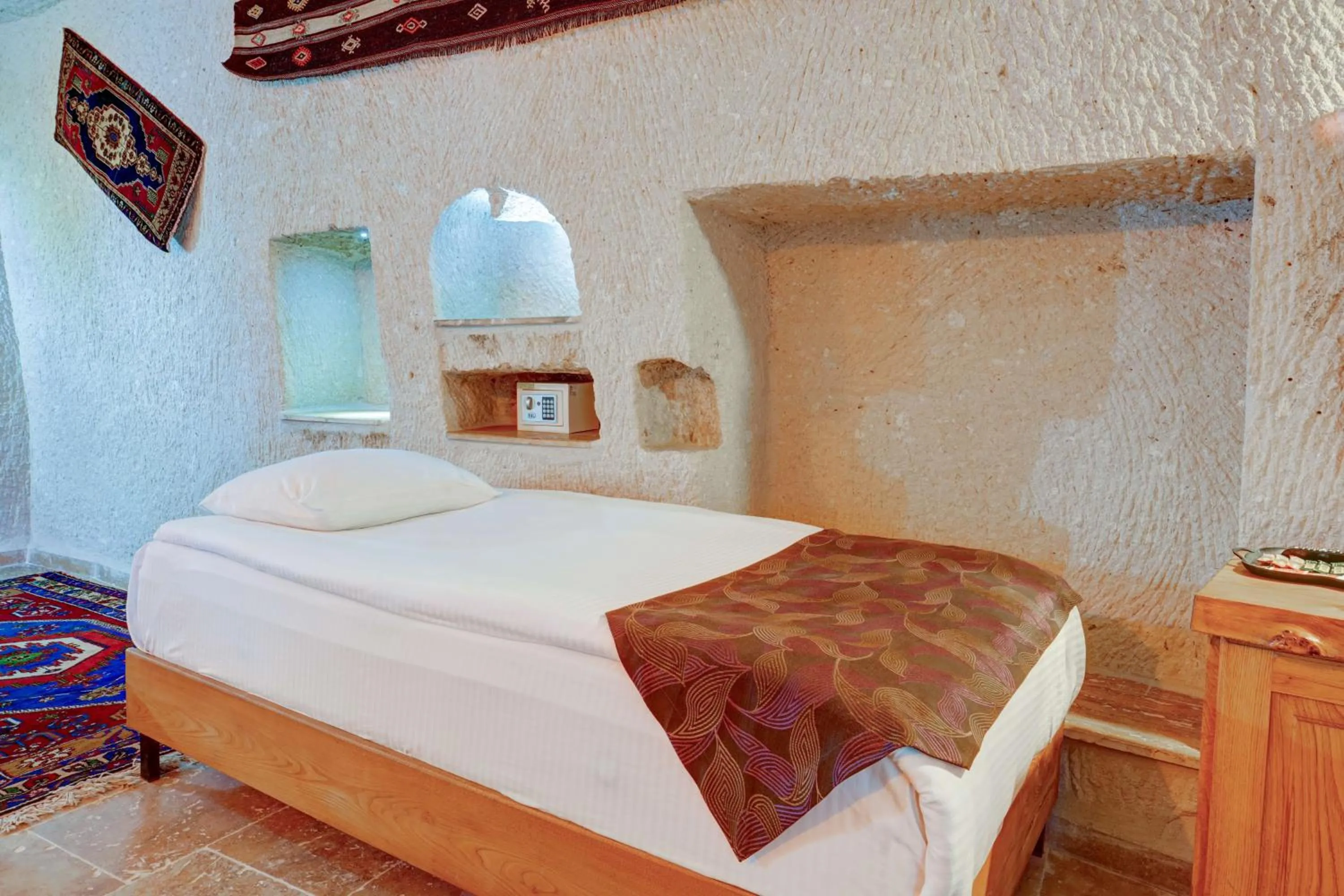 Bed in Avilla Cave Hotel