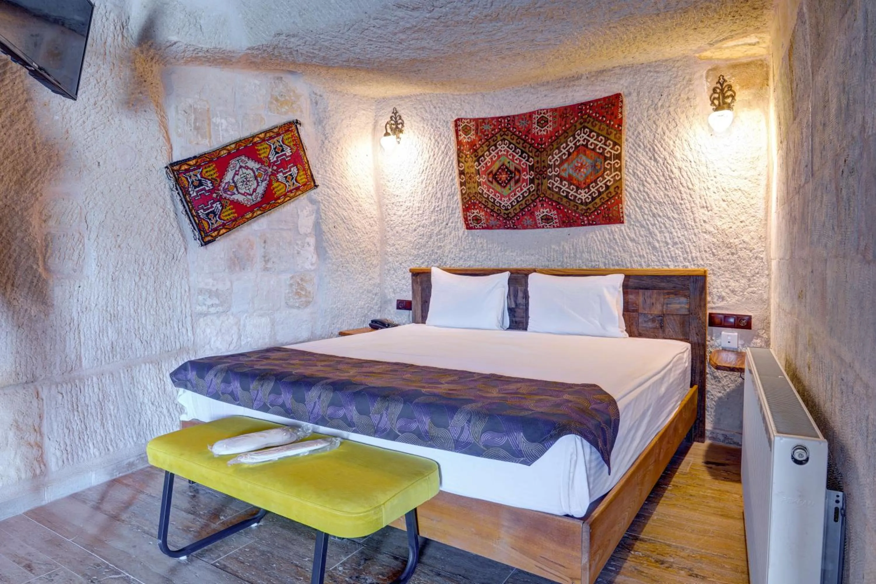 Bed in Avilla Cave Hotel